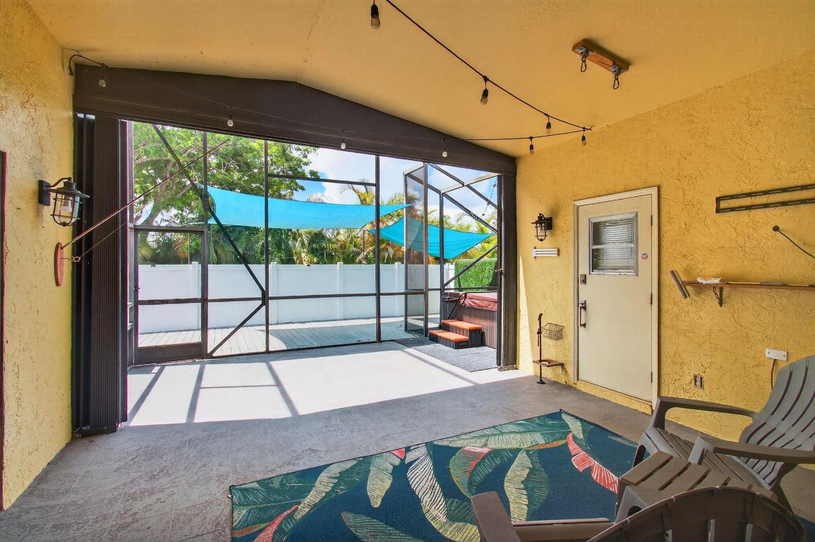 10332 Islander Drive