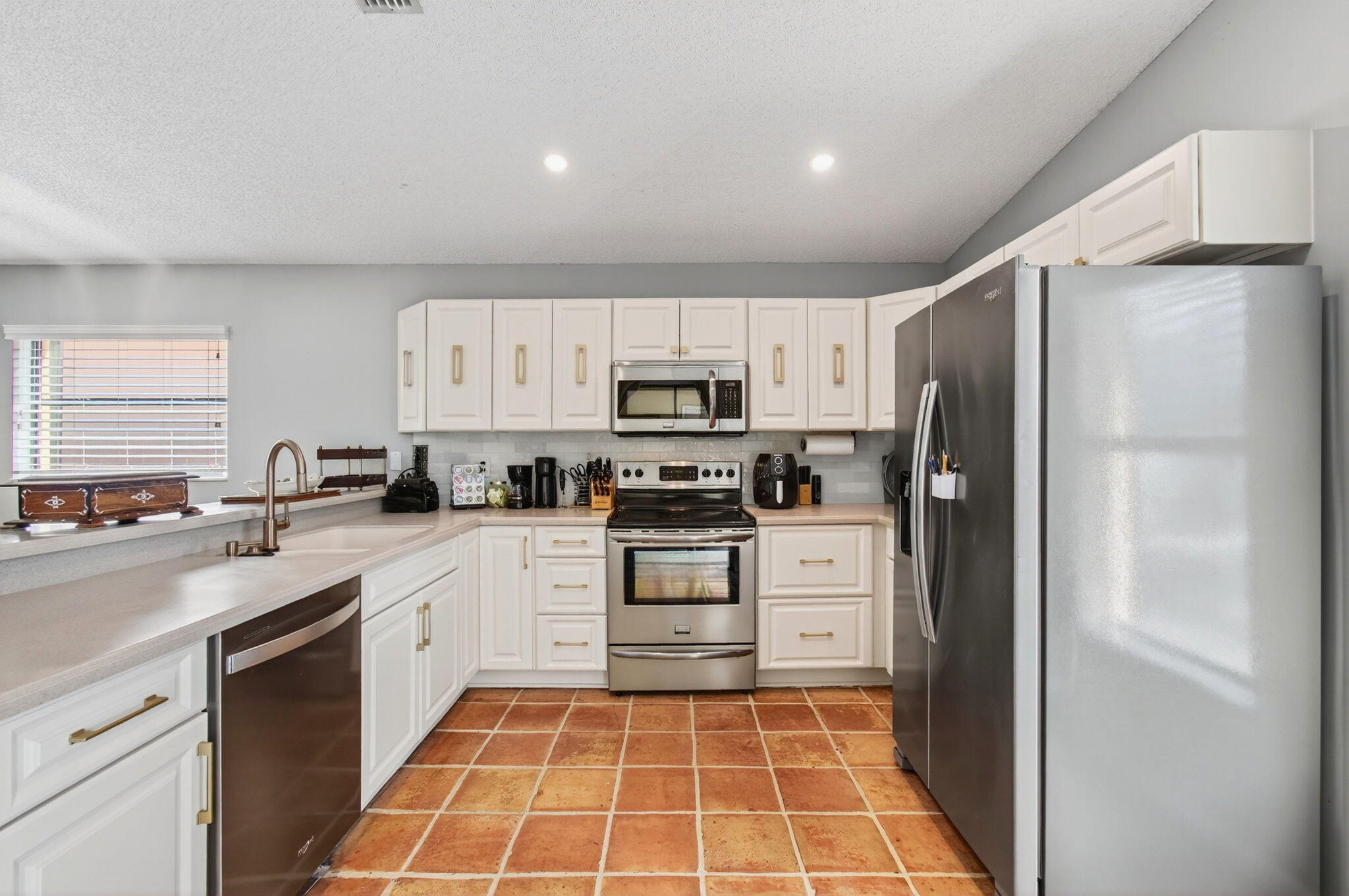 10332 Islander Drive