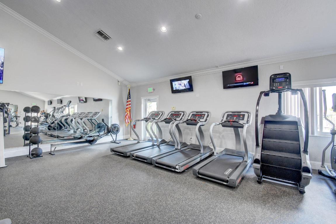 10332 Islander Drive