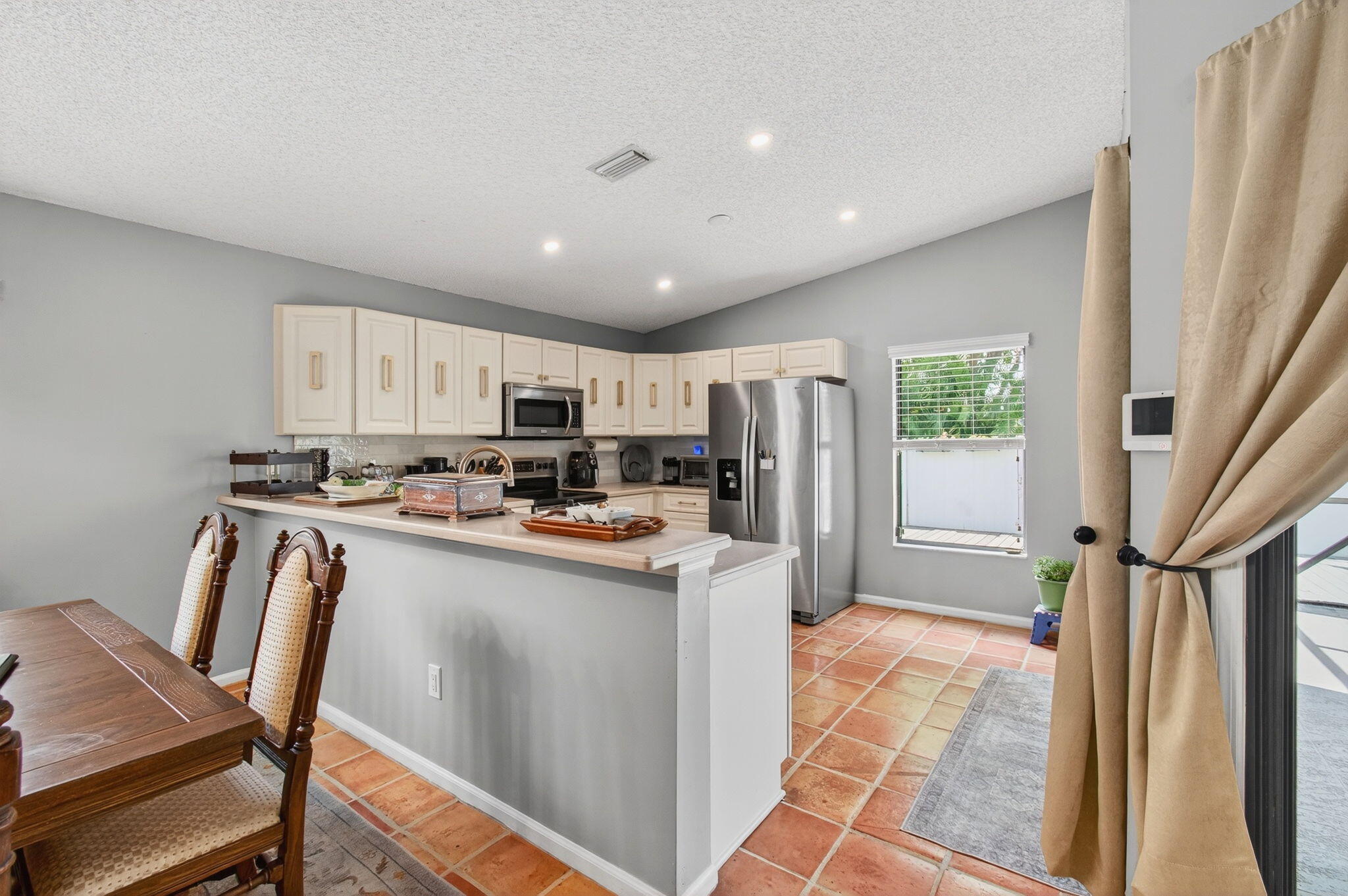 10332 Islander Drive