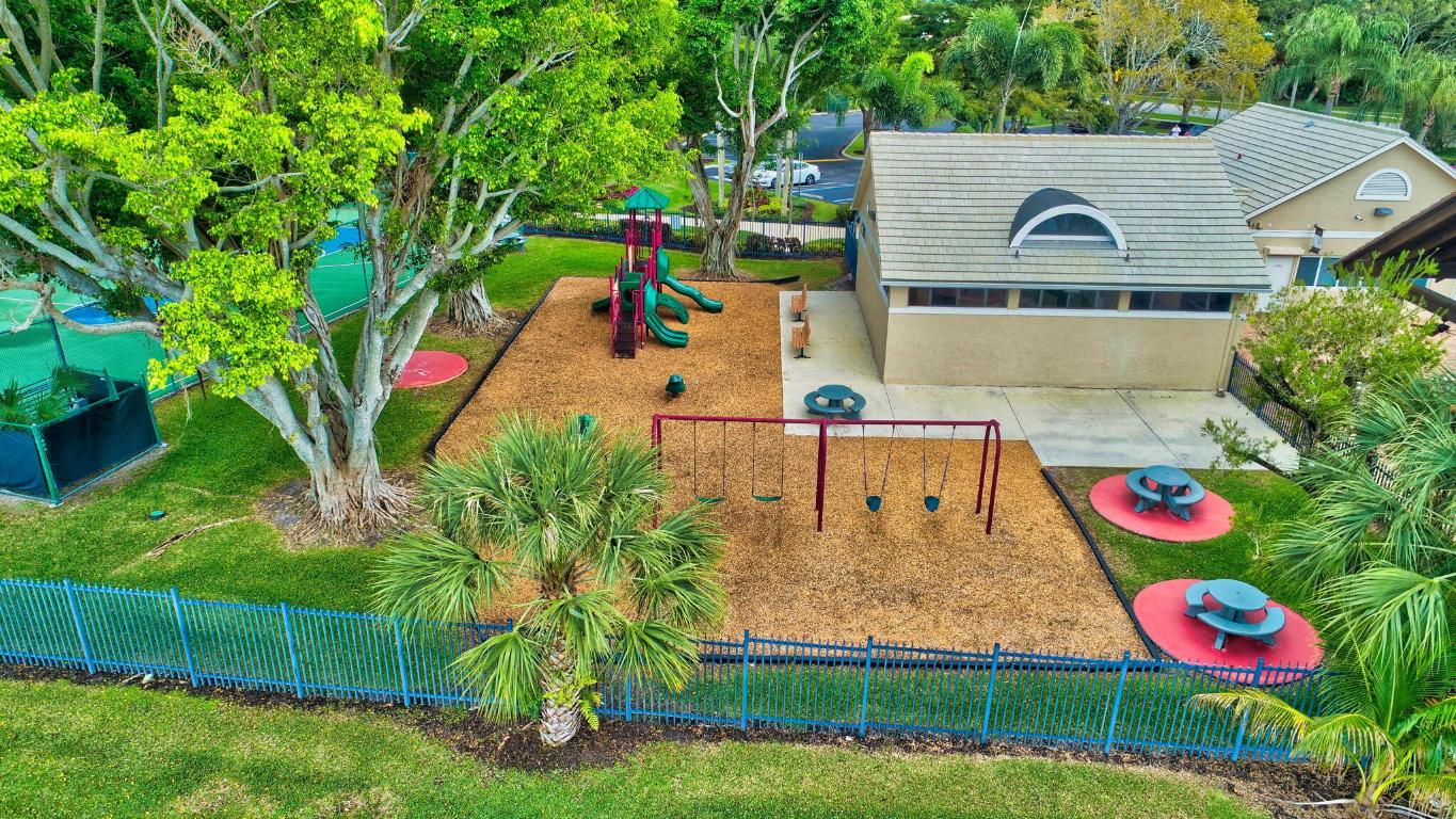 10332 Islander Drive