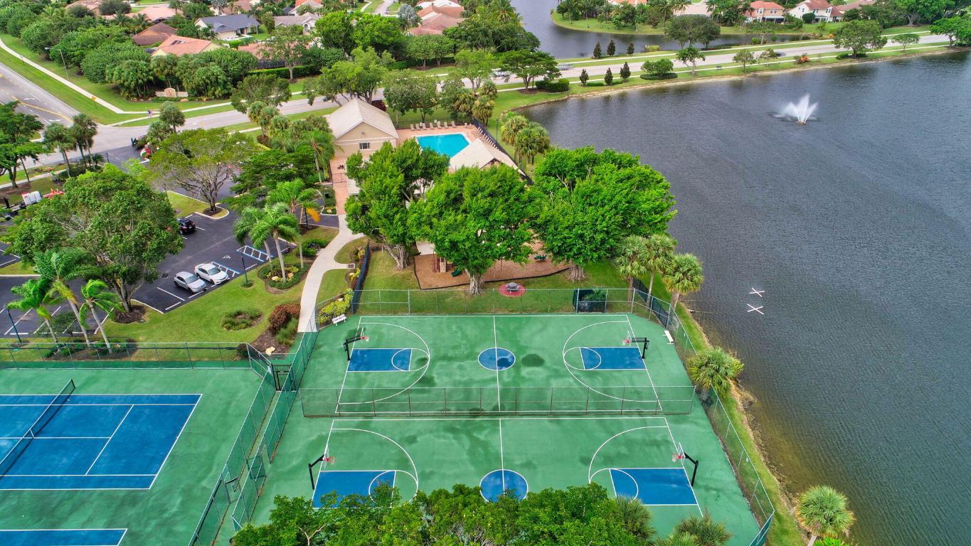 10332 Islander Drive