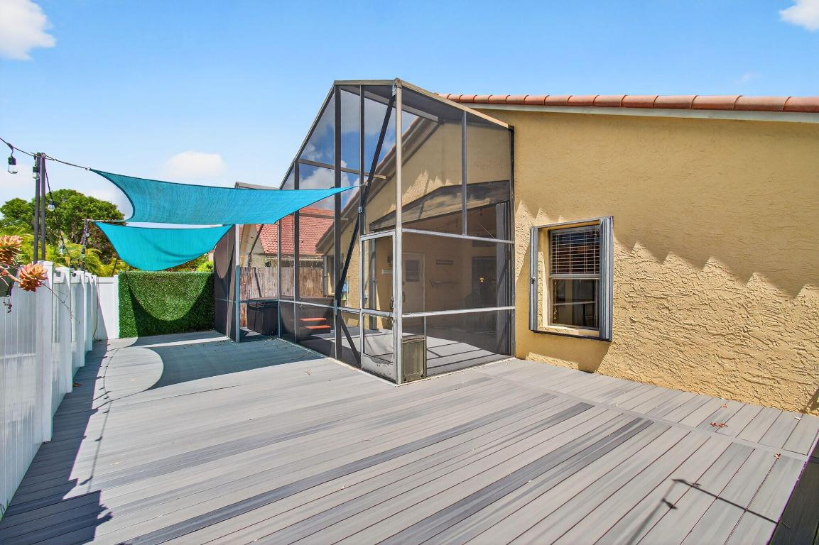 10332 Islander Drive