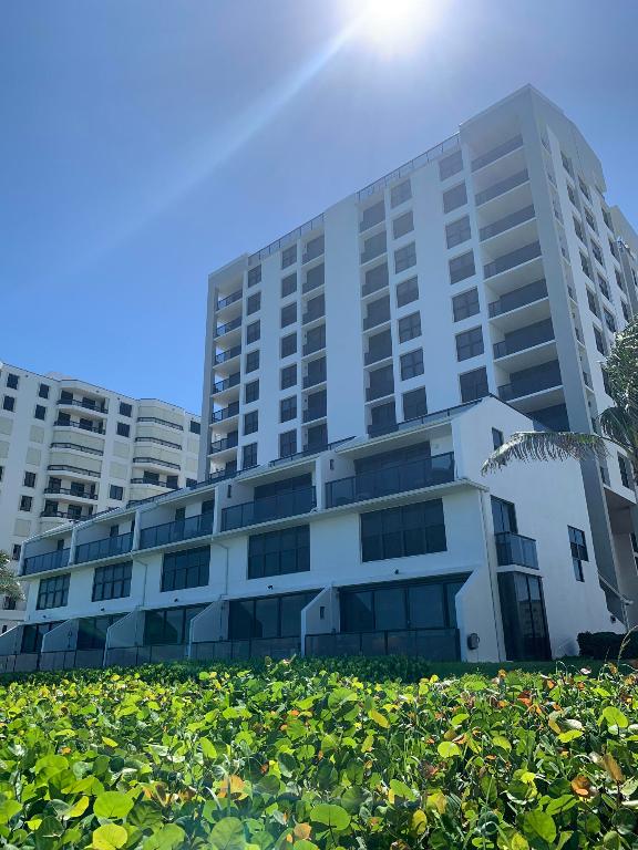 3115 S Ocean Boulevard 1002