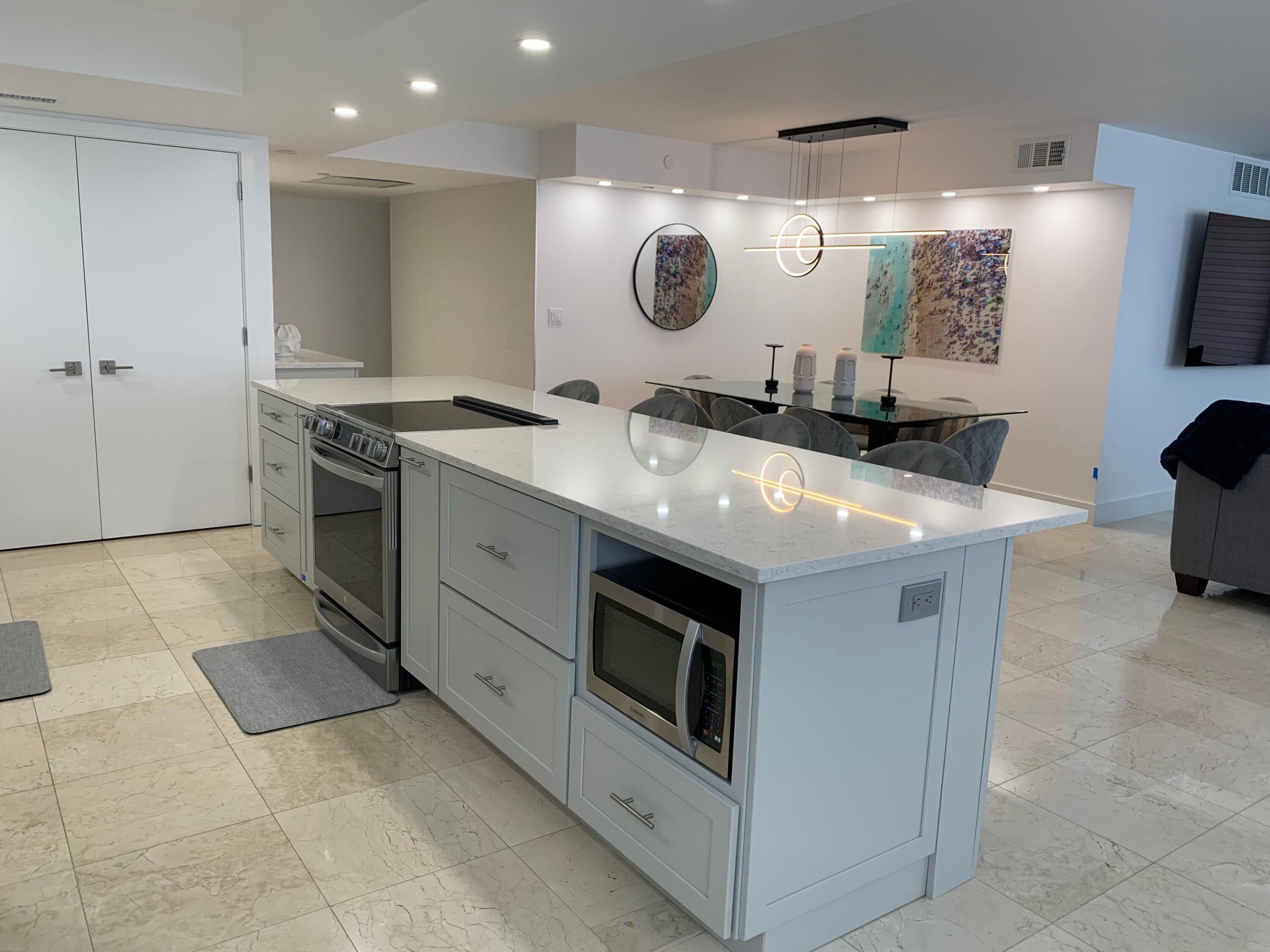 3115 S Ocean Boulevard 1002