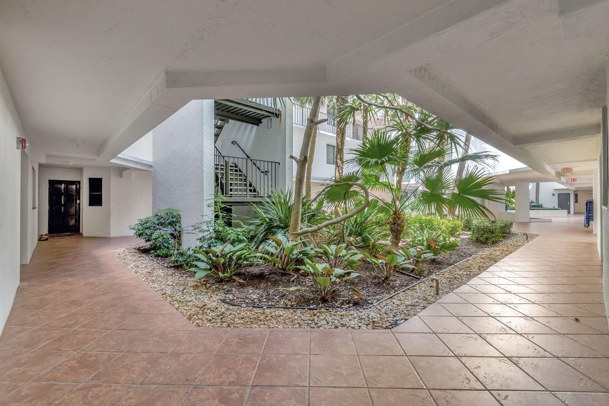 2565 S Ocean Boulevard 103-N