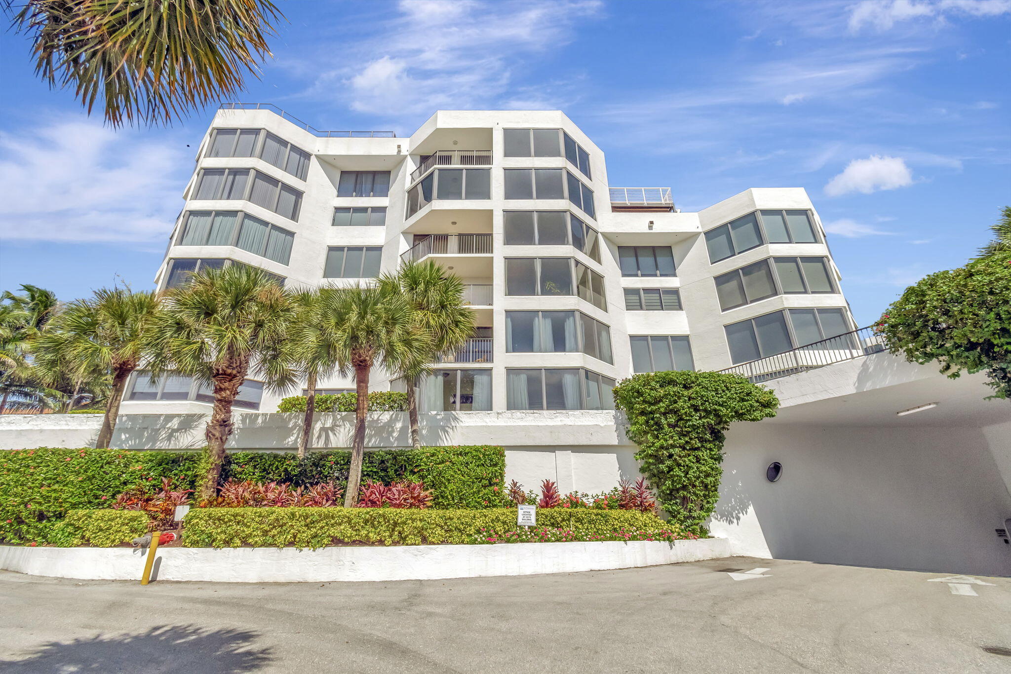 2565 S Ocean Boulevard 103-N