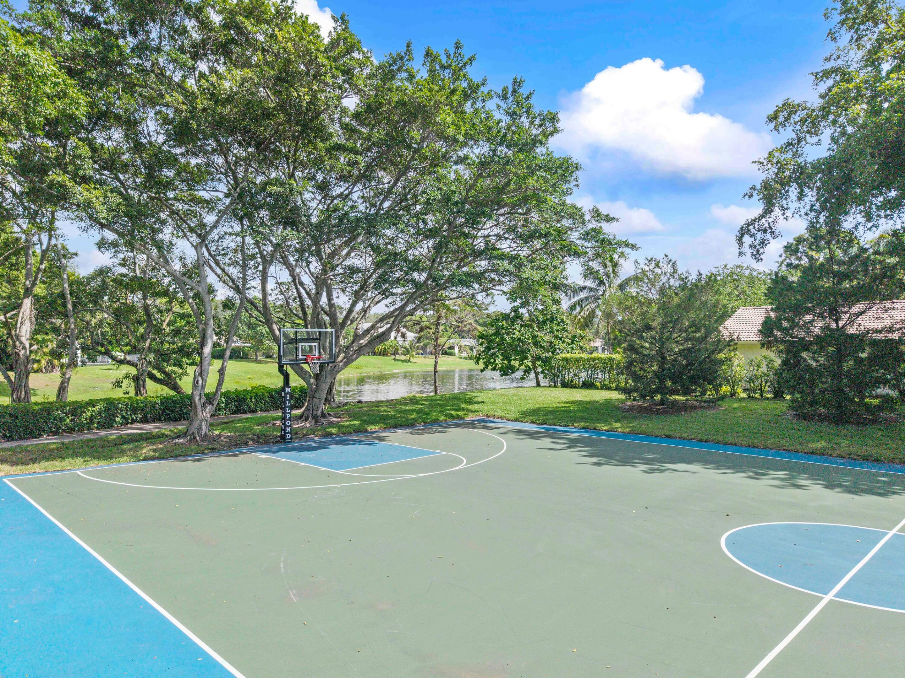 2421 NW 36th Street