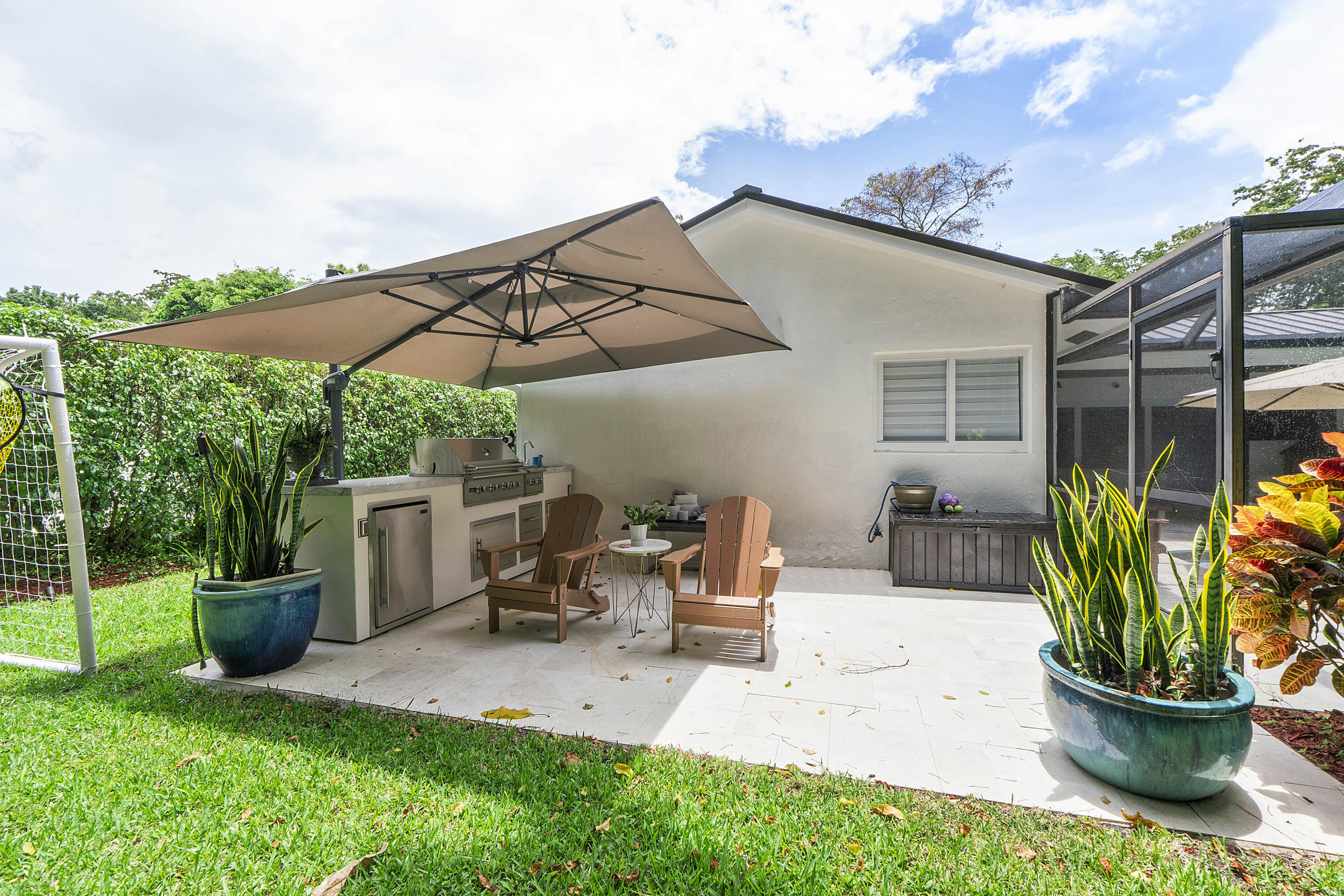 2421 NW 36th Street