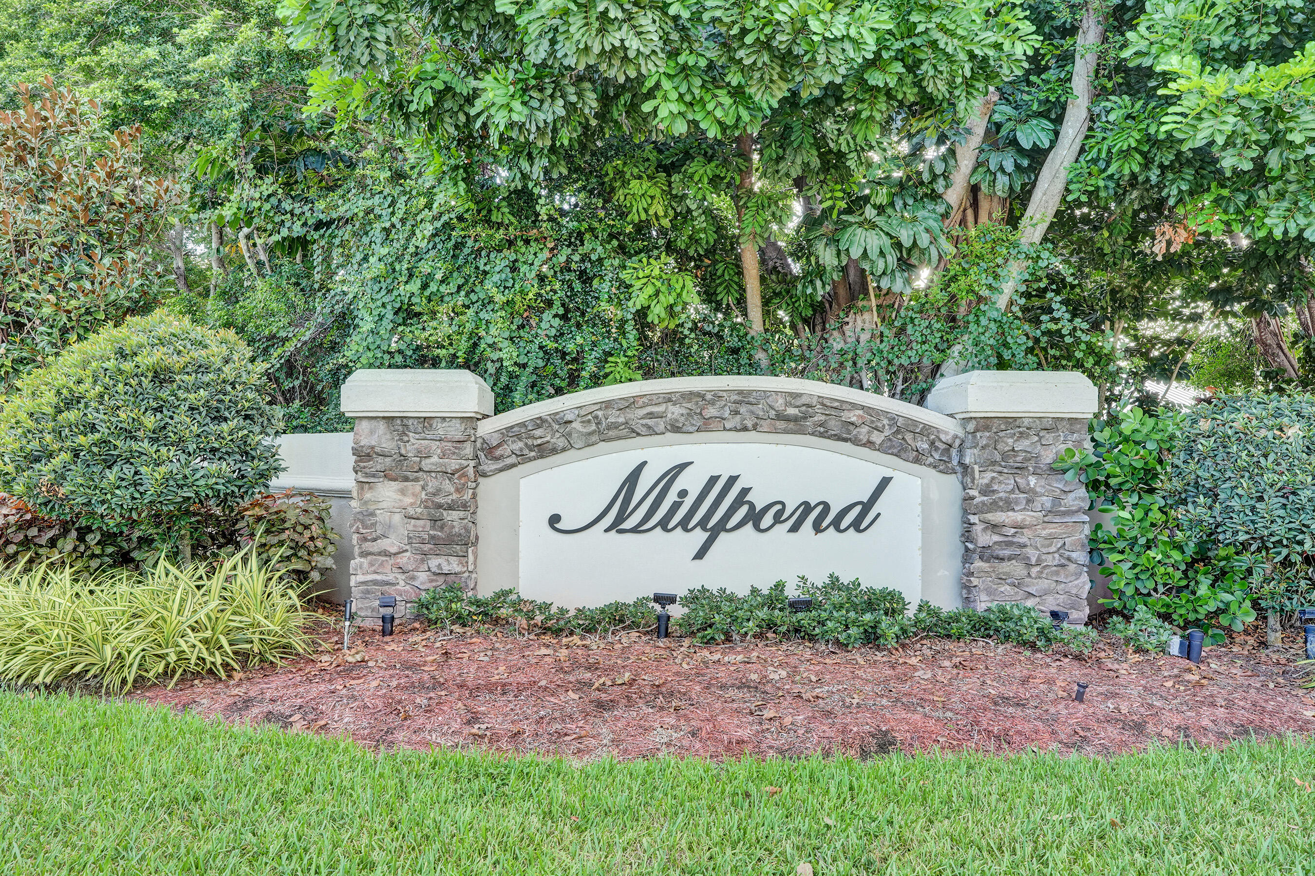 2421 NW 36th Street