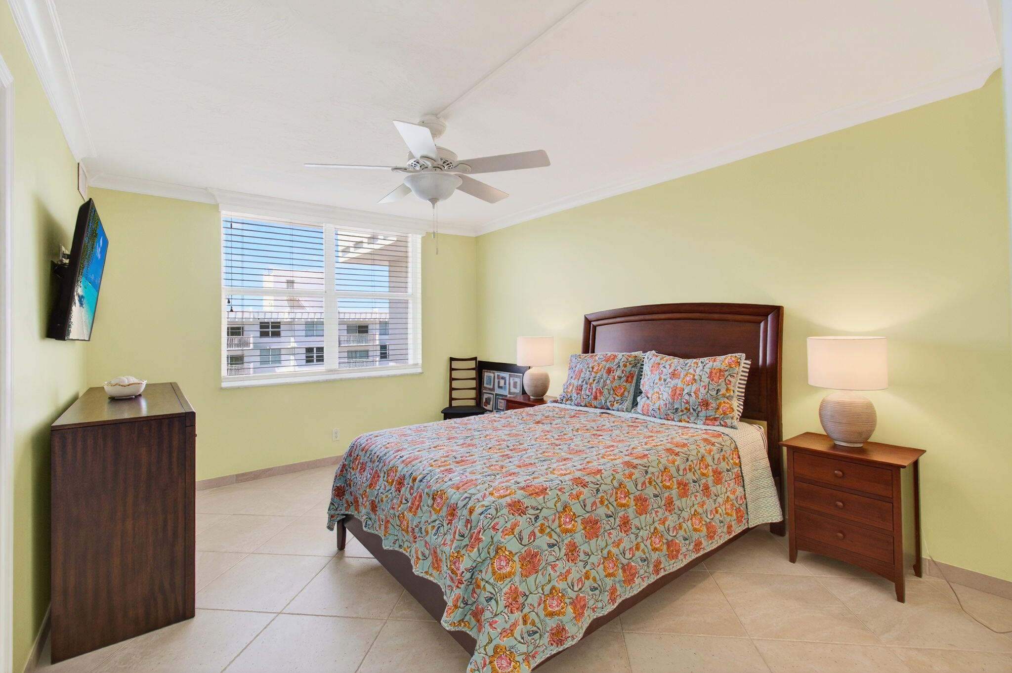 4511 S Ocean Boulevard 1004