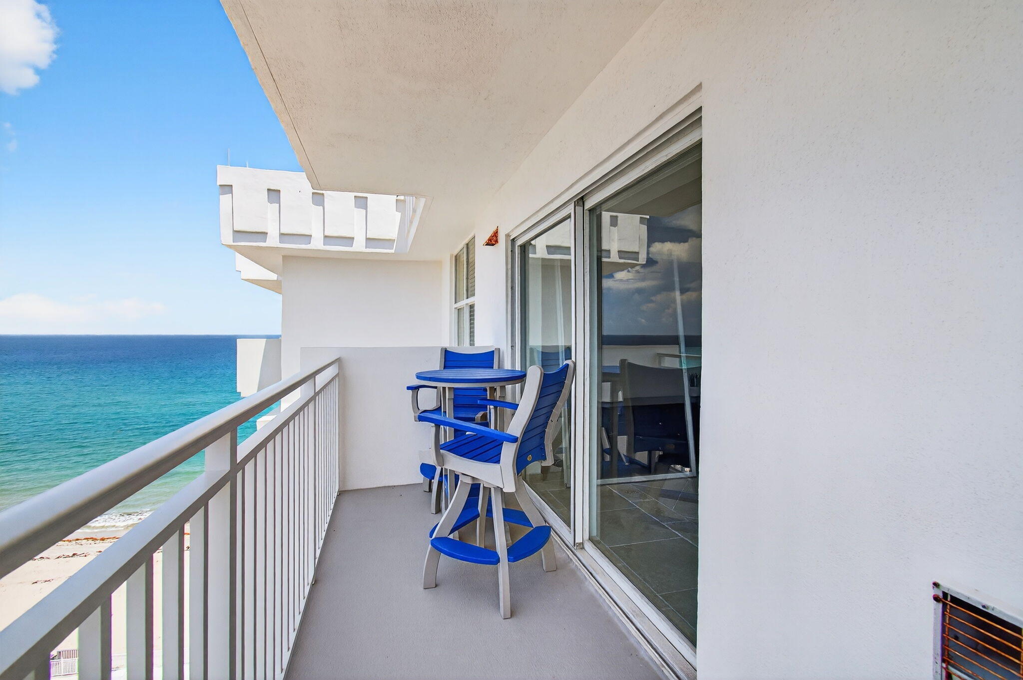 4511 S Ocean Boulevard 1004