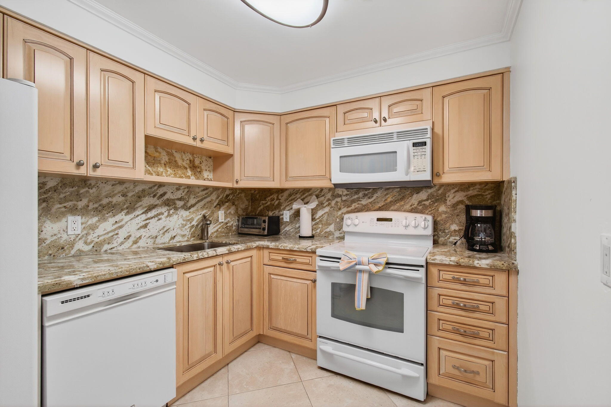 4511 S Ocean Boulevard 1004
