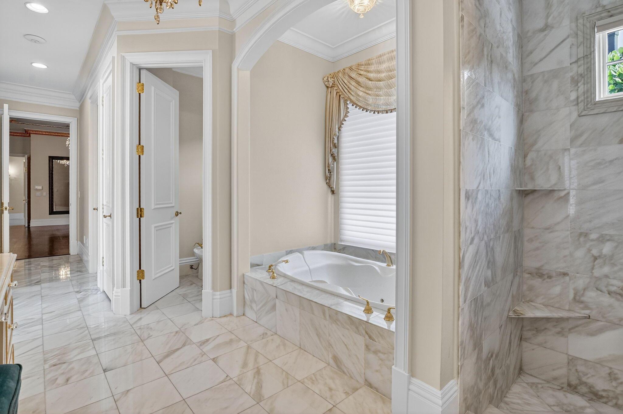 377 E Coconut Palm Road