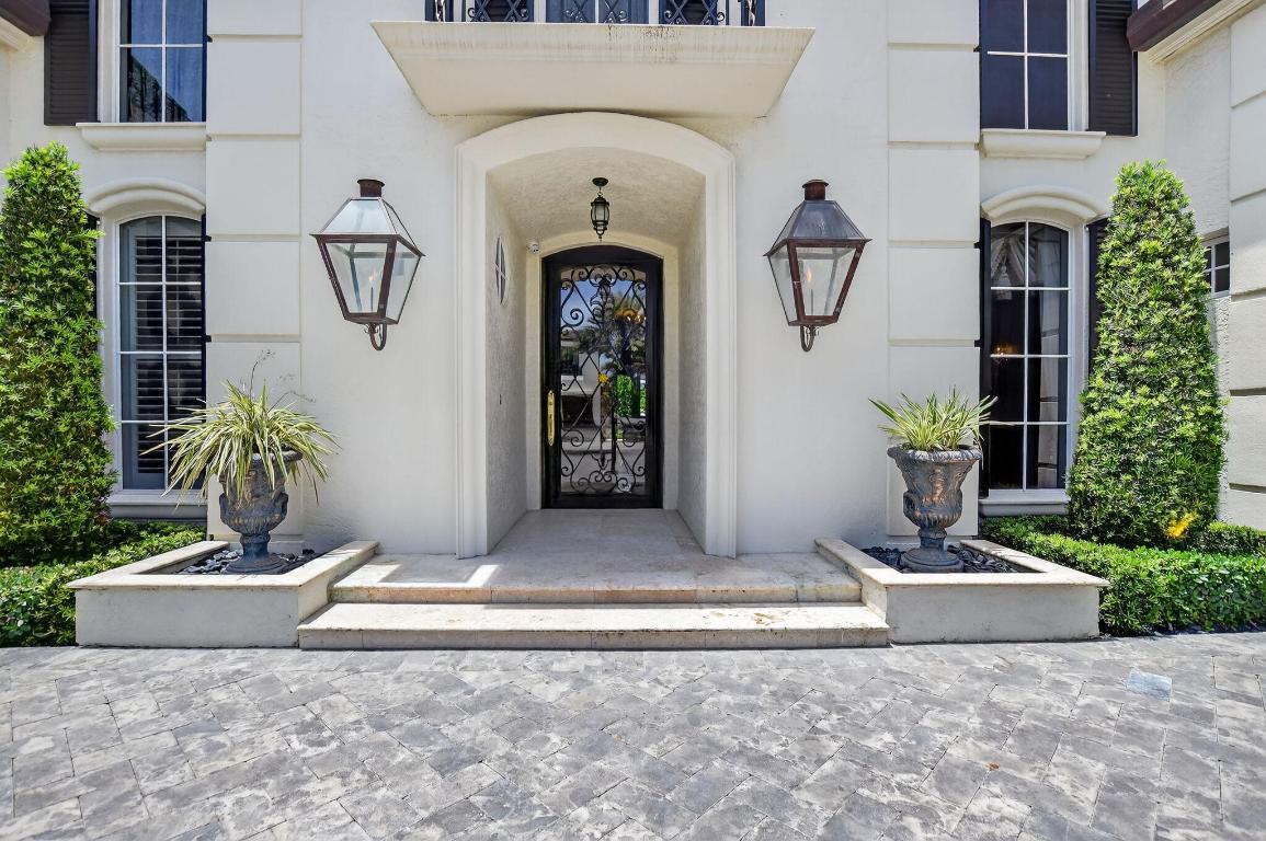 377 E Coconut Palm Road