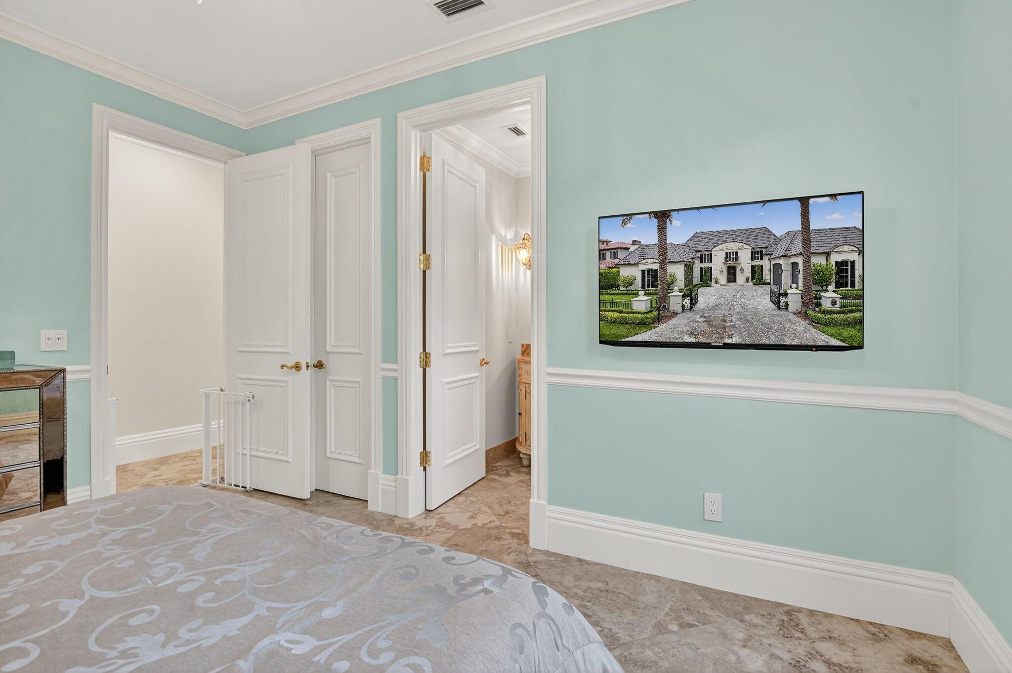 377 E Coconut Palm Road