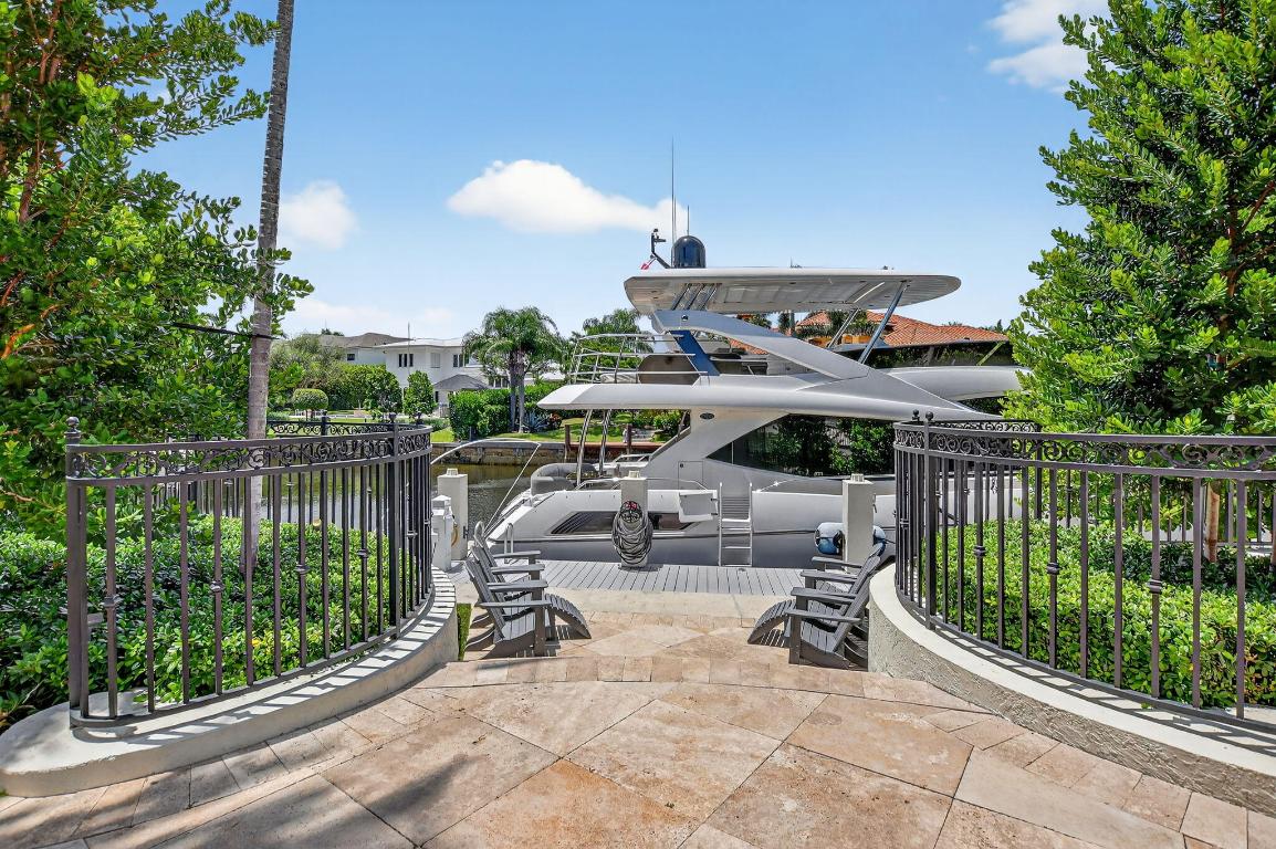 377 E Coconut Palm Road