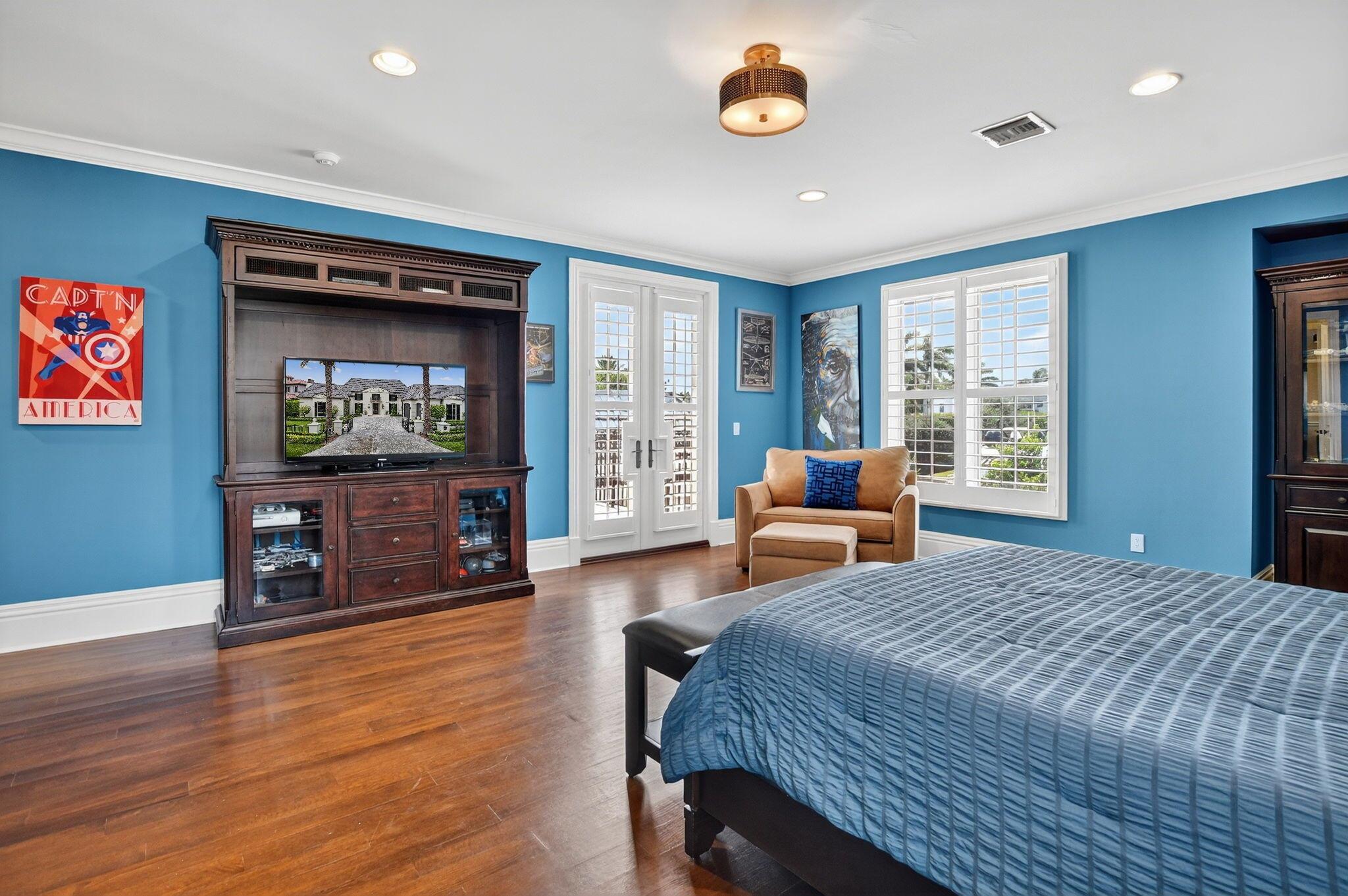 377 E Coconut Palm Road