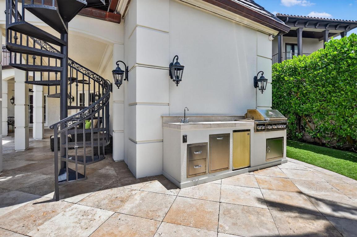 377 E Coconut Palm Road