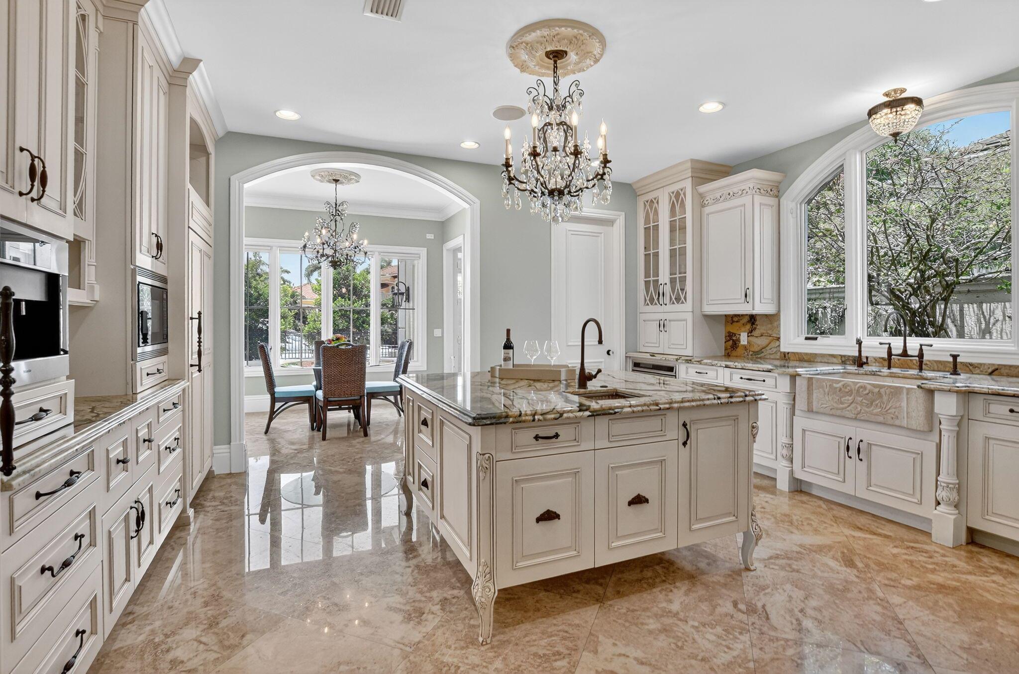 377 E Coconut Palm Road