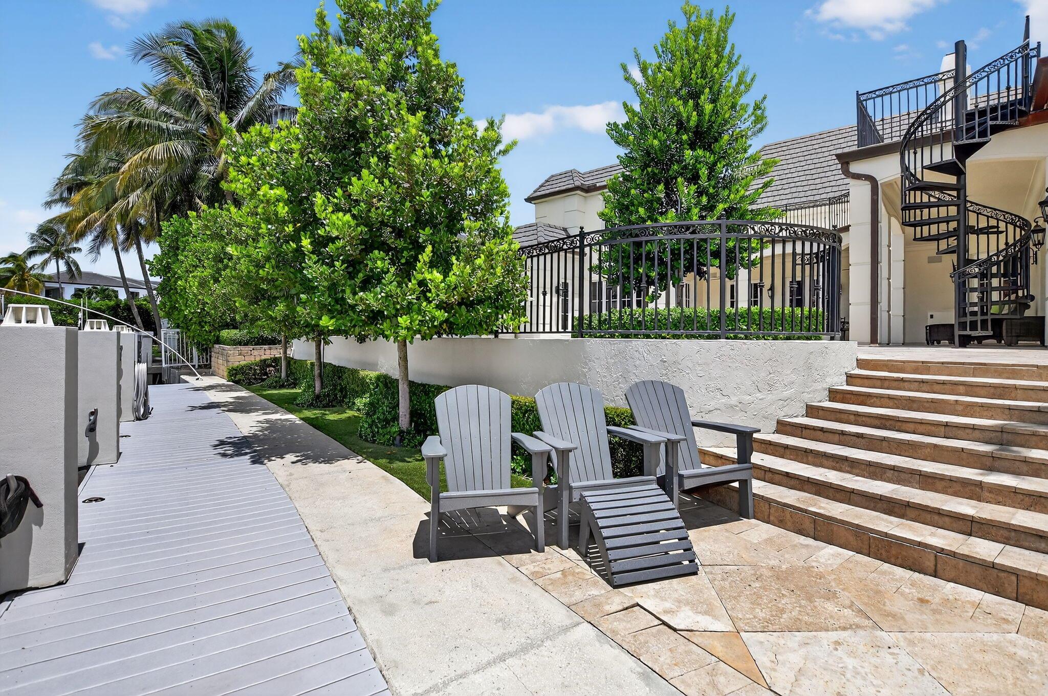 377 E Coconut Palm Road