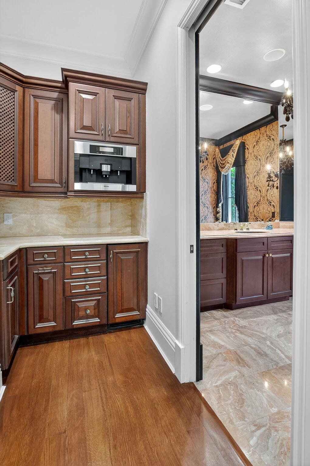 377 E Coconut Palm Road