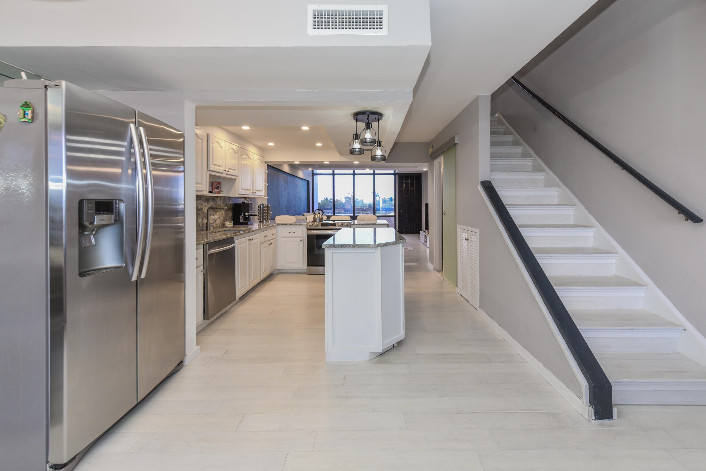 1401 S Federal Hwy 414 Highway 414