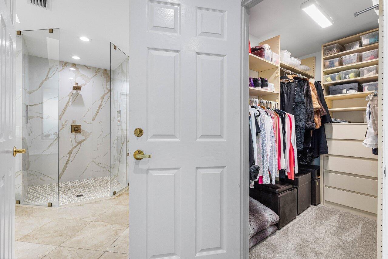 4564 Bocaire Boulevard