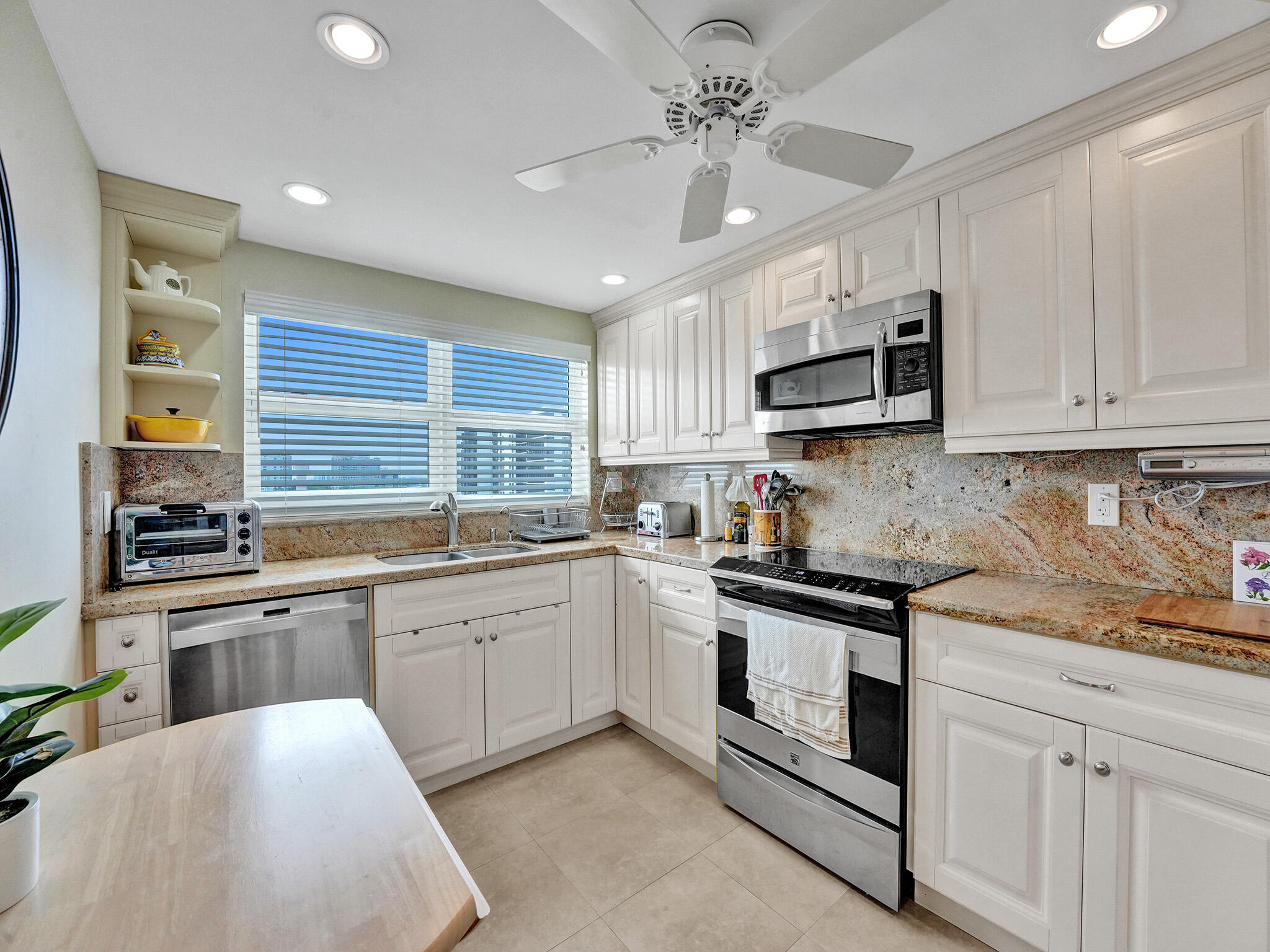 3300 S Ocean Boulevard 1021-C
