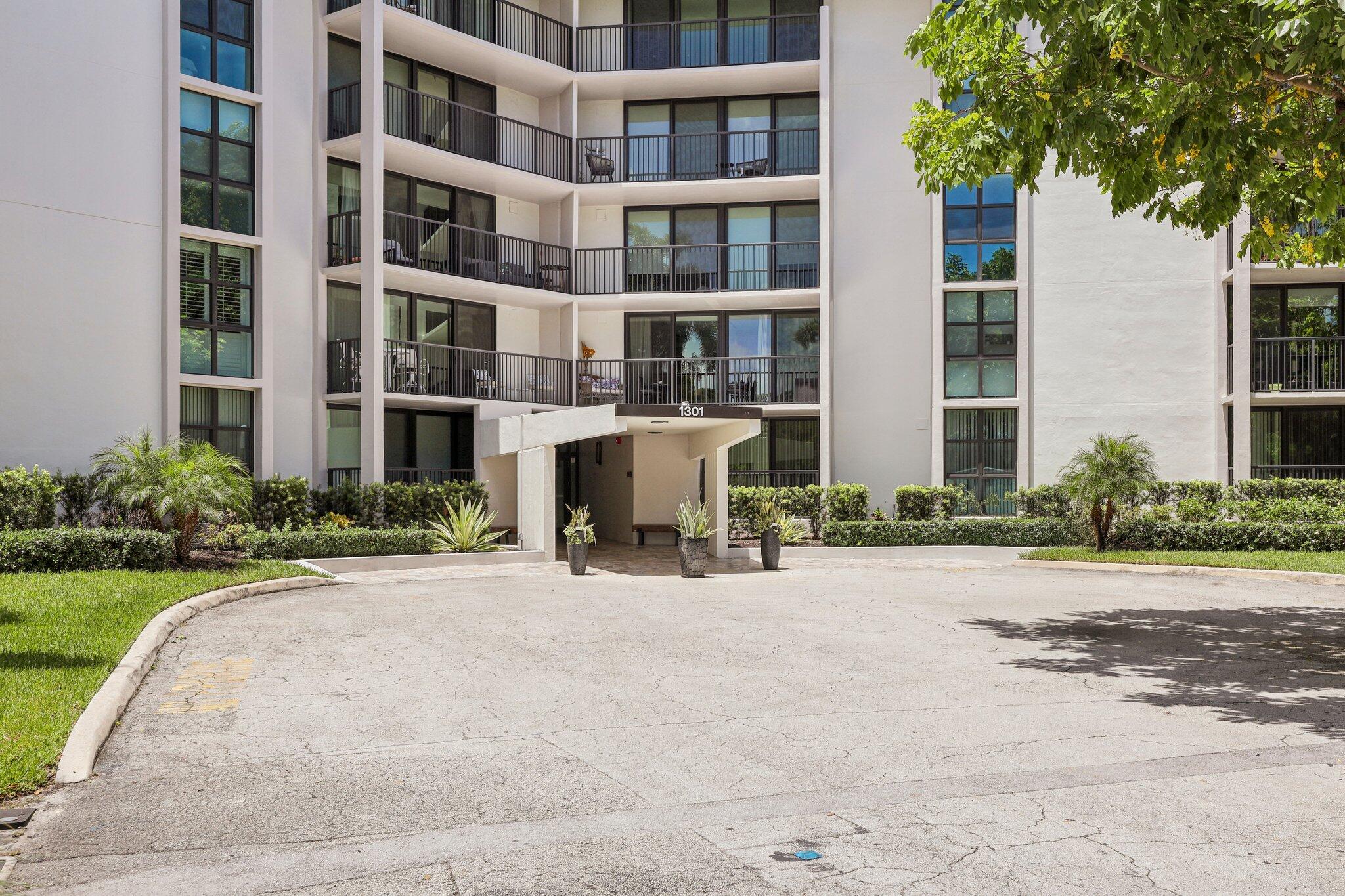 1301 River Reach Drive 119