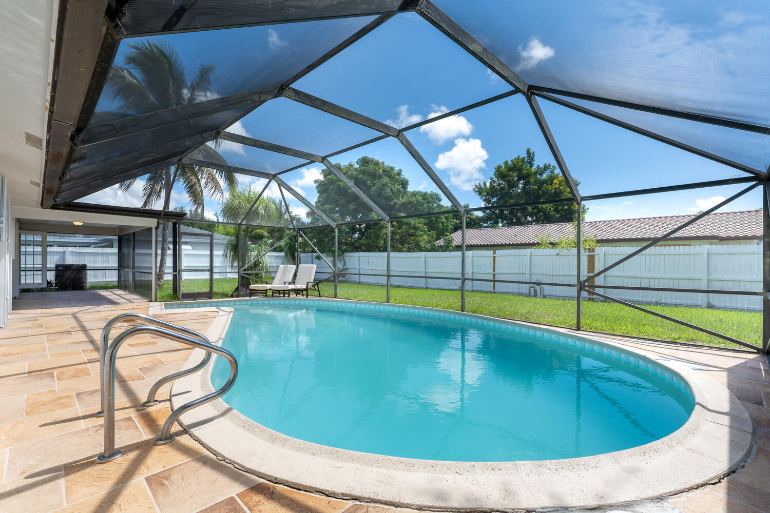 3554 NW 25 Terrace