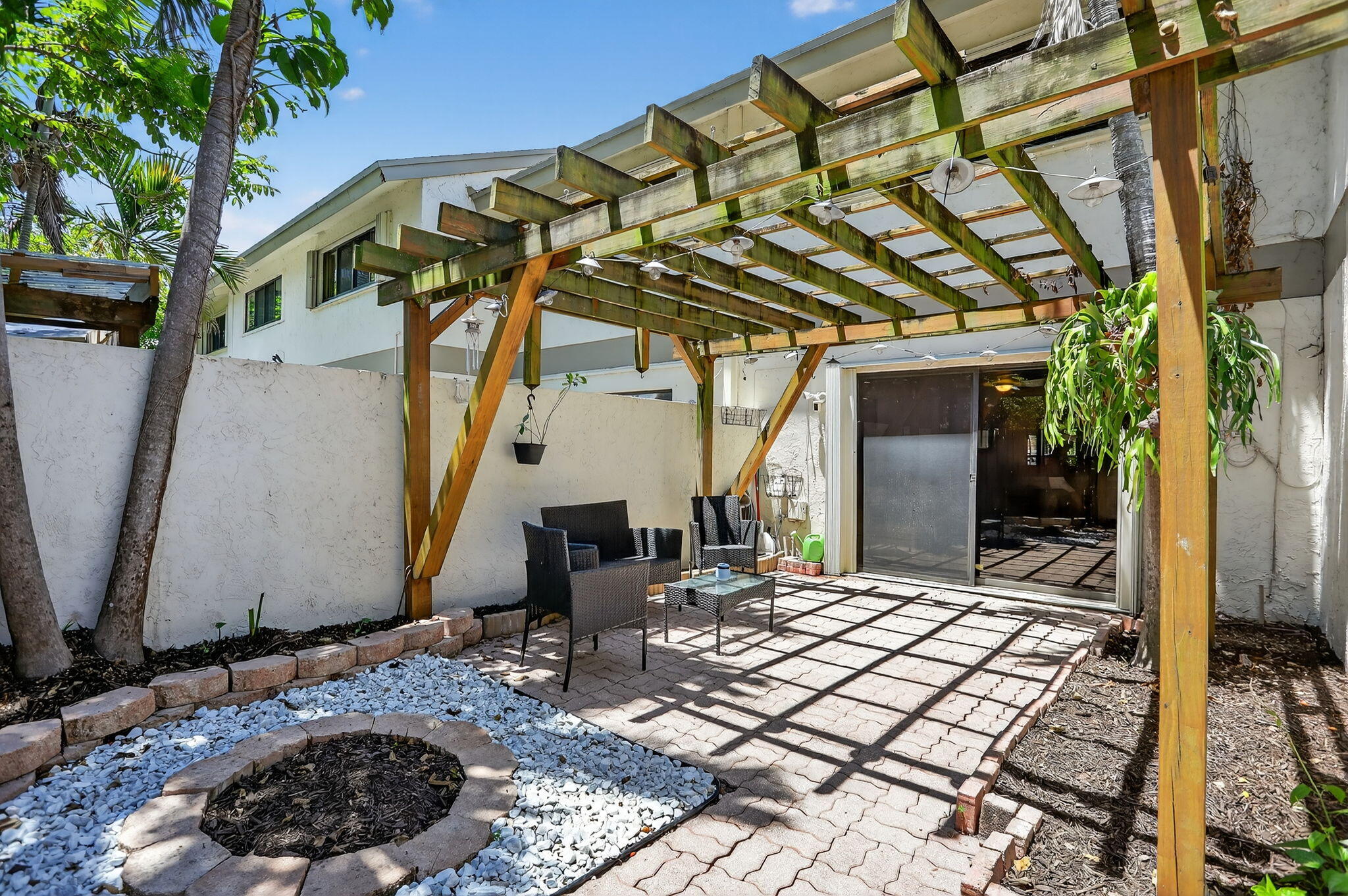 3072 S Oakland Forest Drive 406