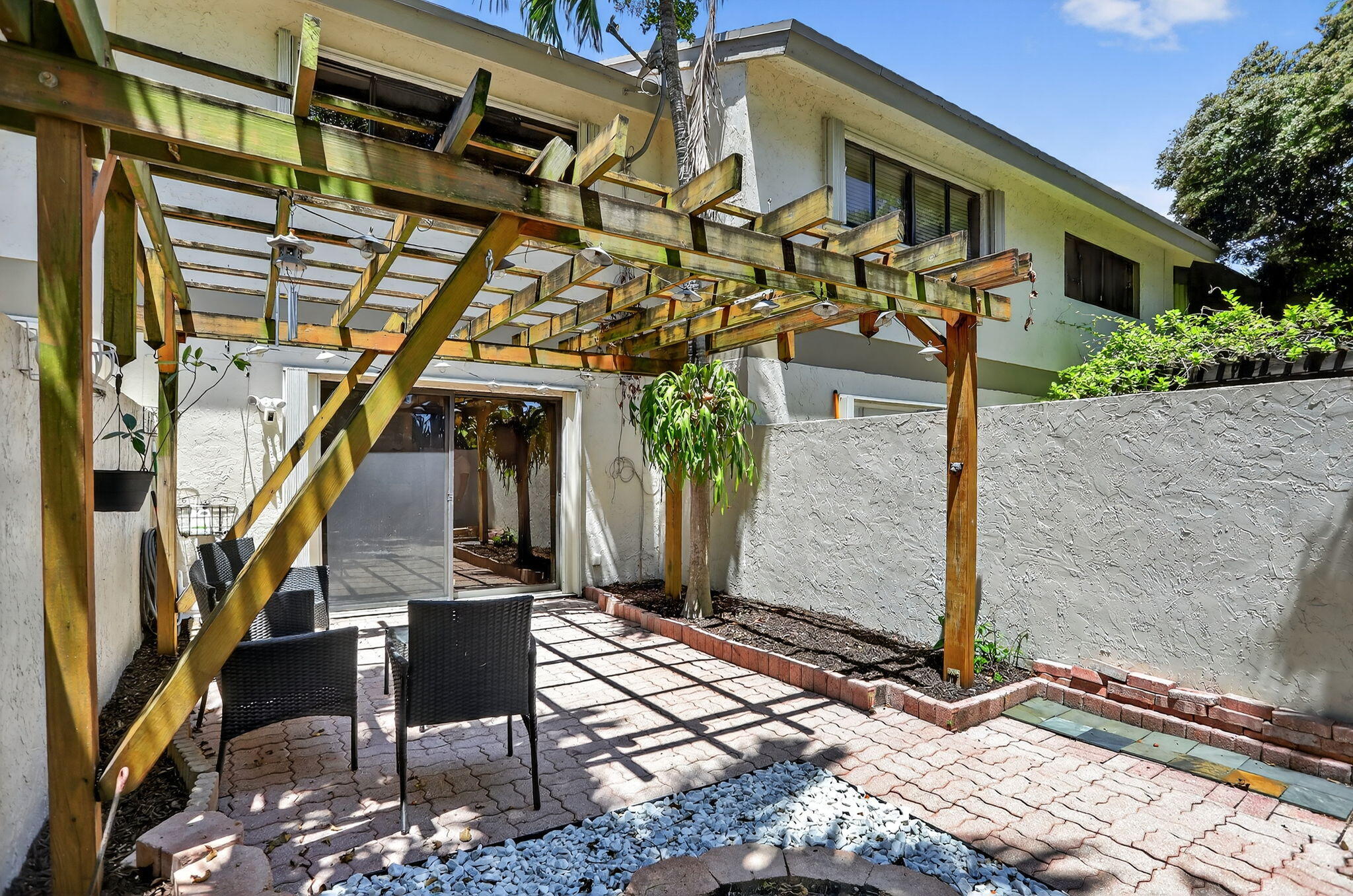 3072 S Oakland Forest Drive 406