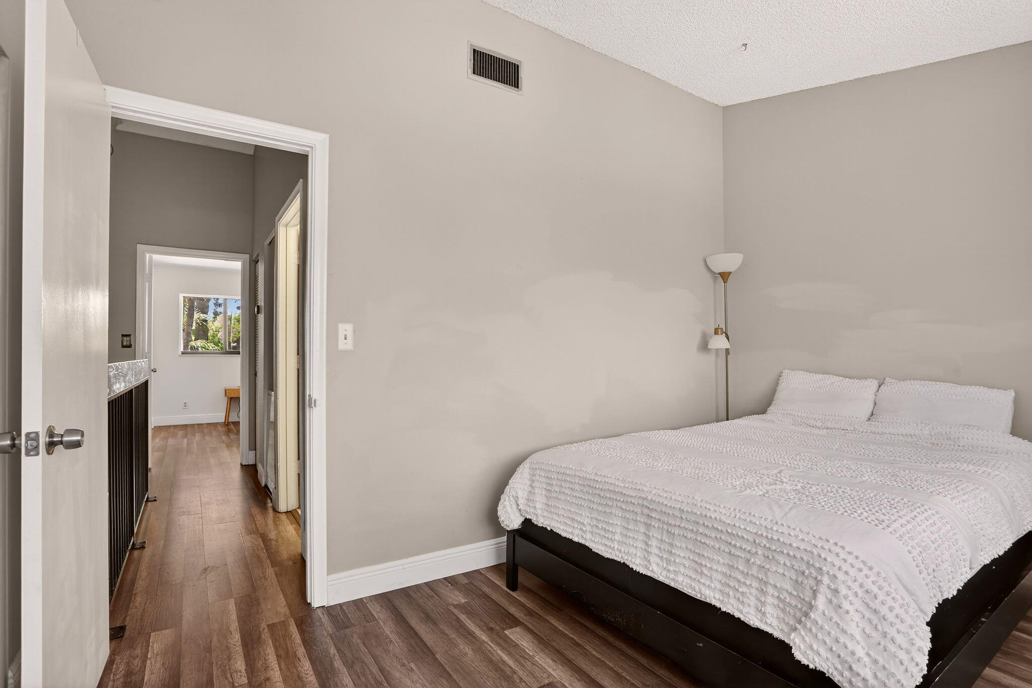 3072 S Oakland Forest Drive 406