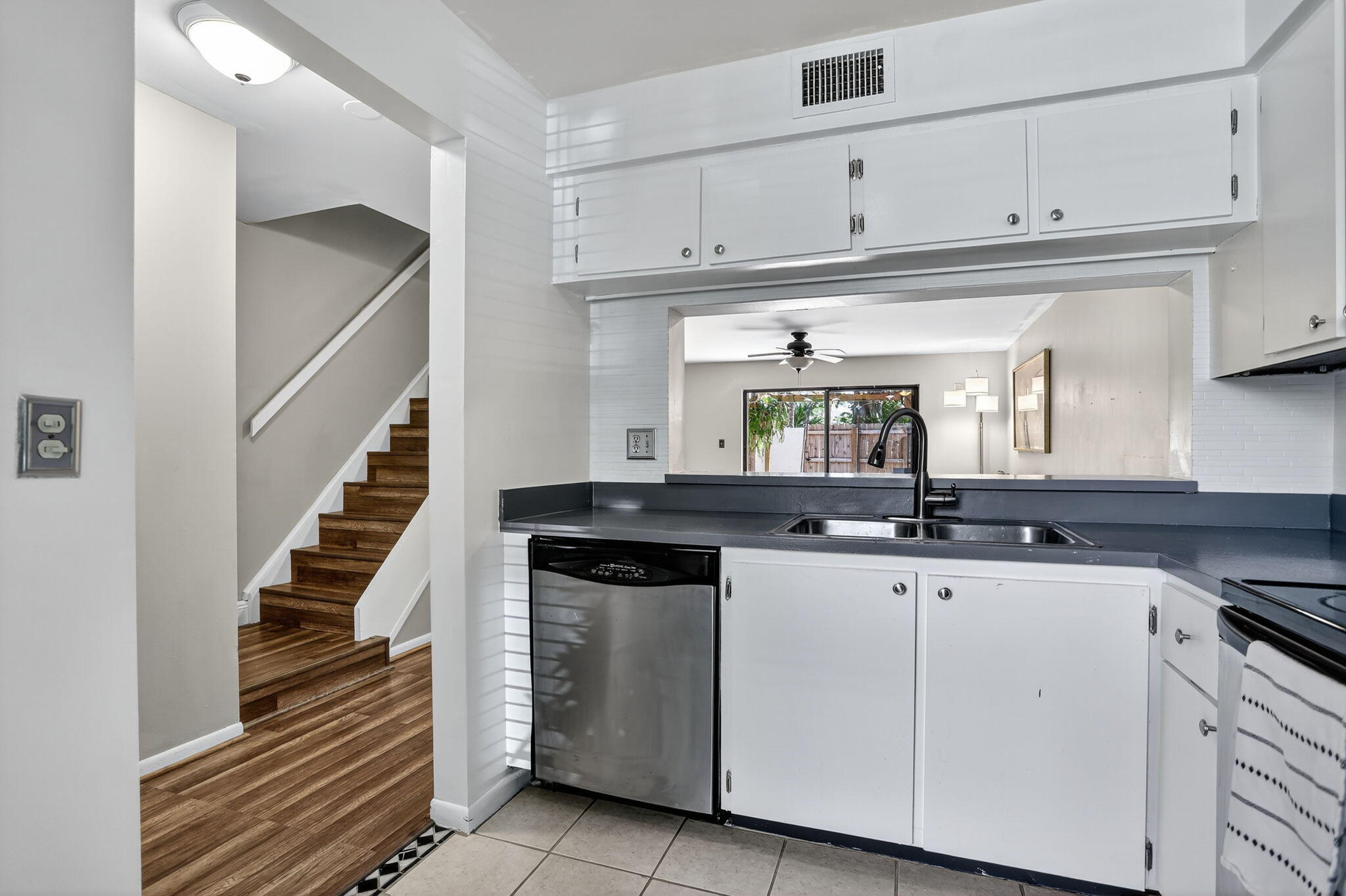 3072 S Oakland Forest Drive 406