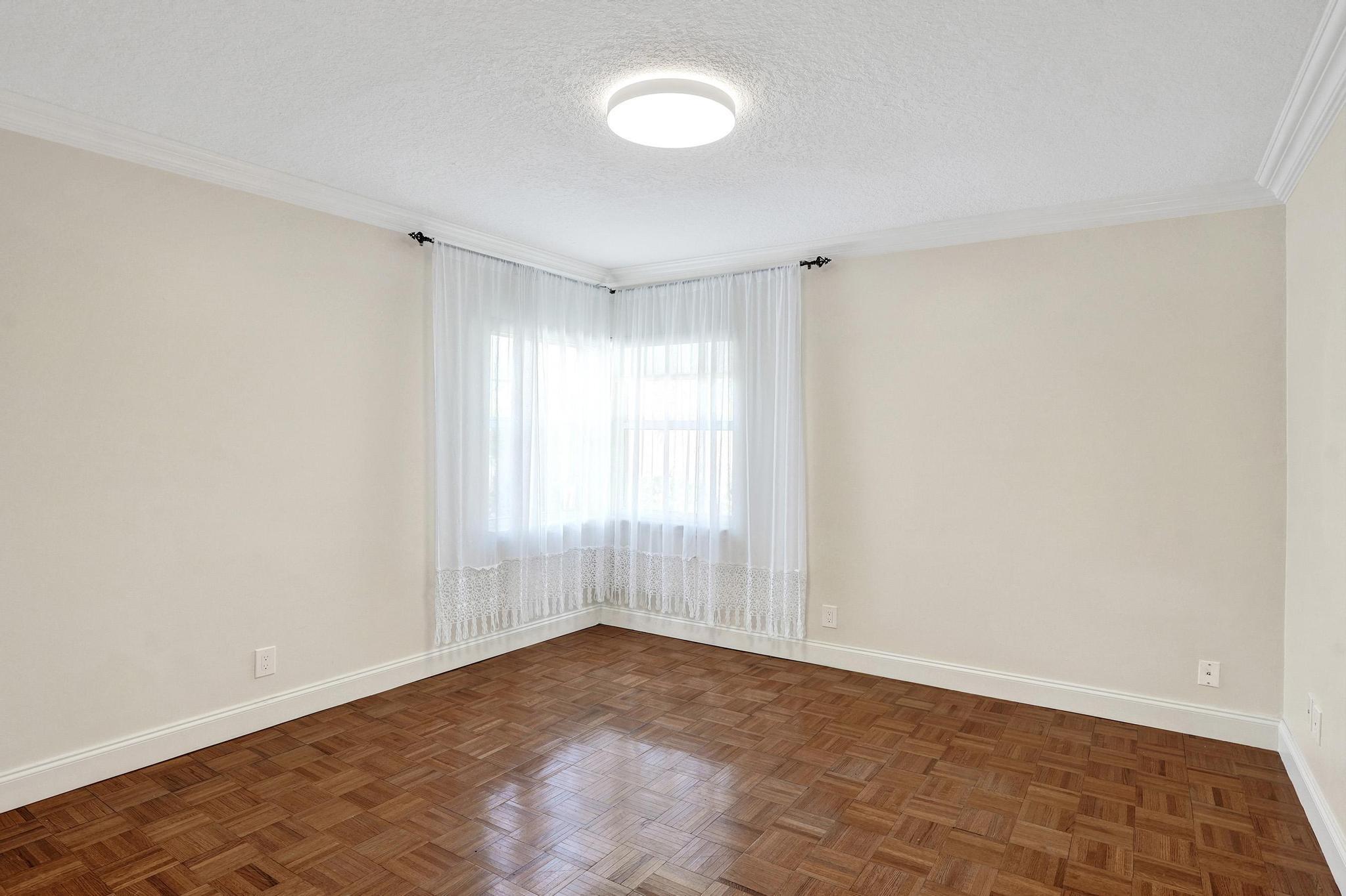 2382 NW 31st Street