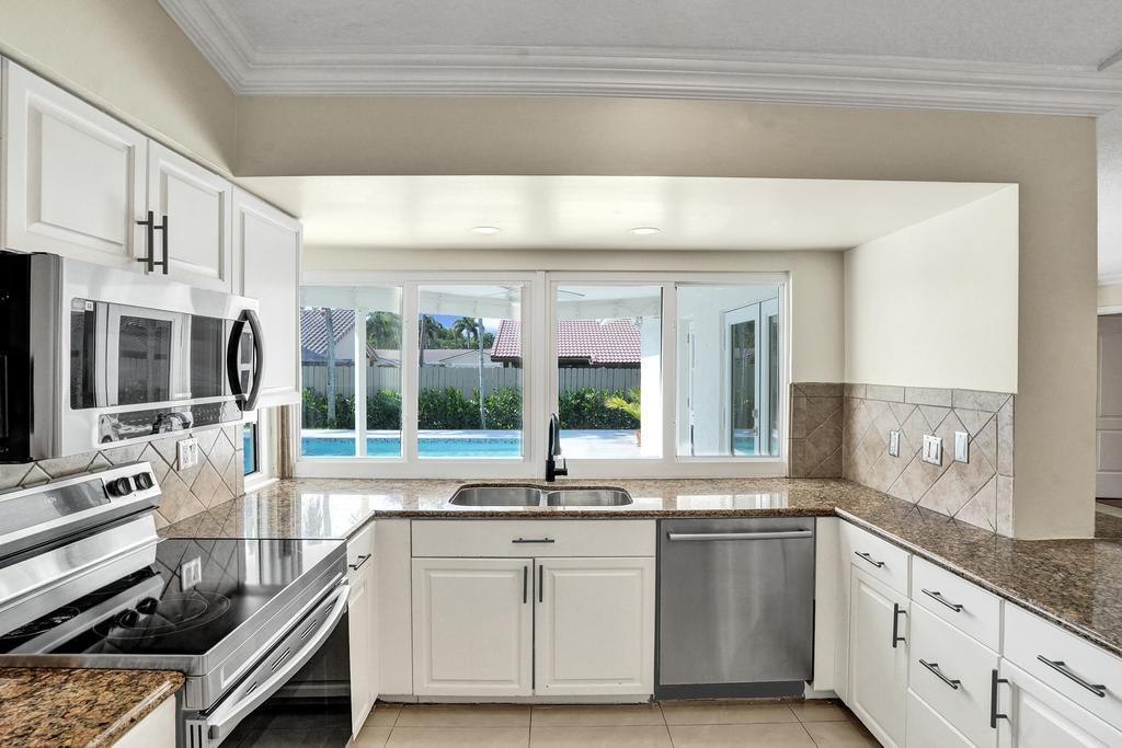 2382 NW 31st Street