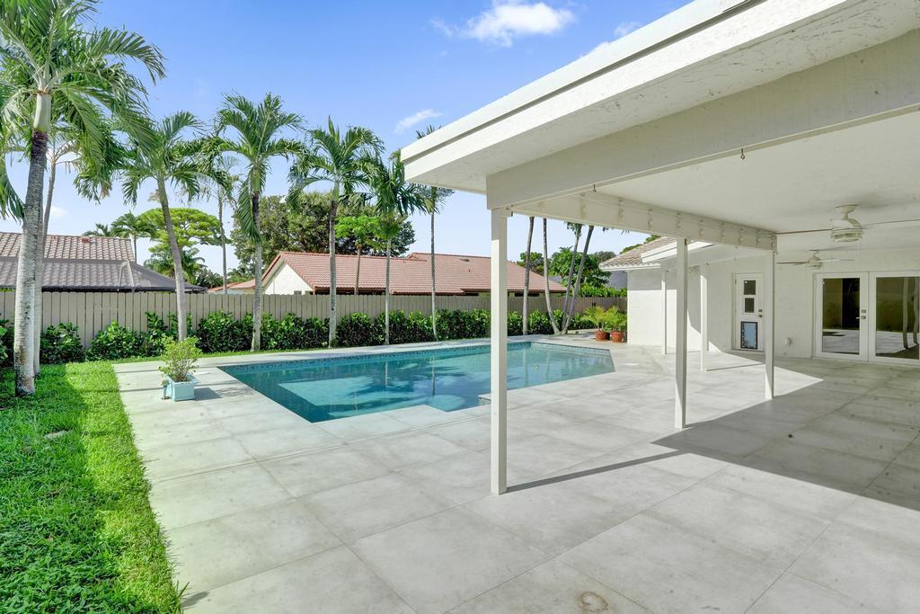2382 NW 31st Street