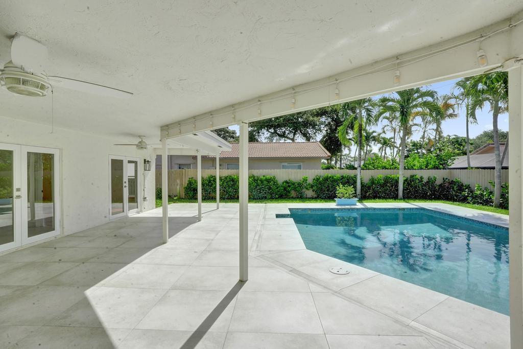 2382 NW 31st Street