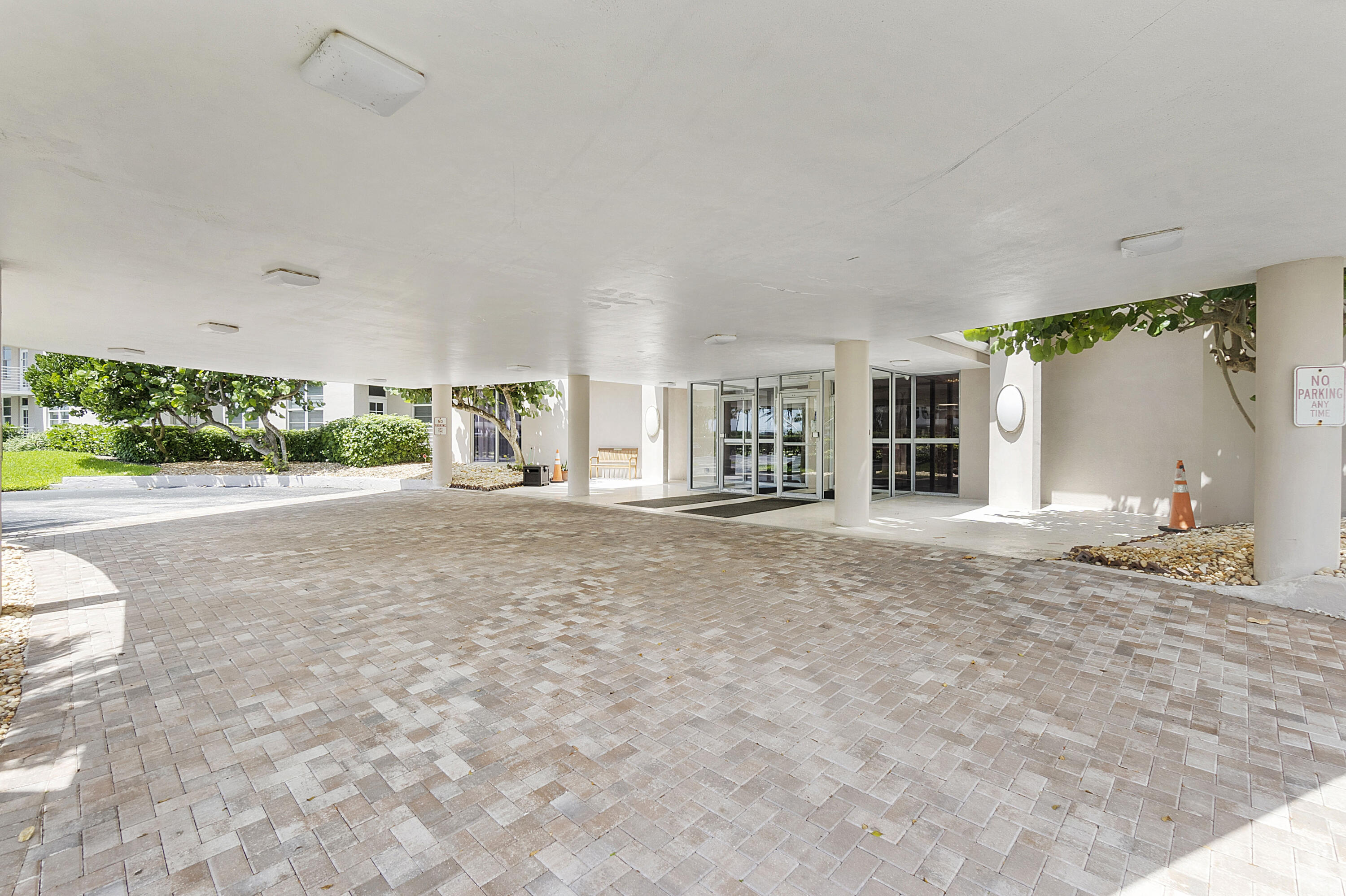 2851 S Ocean Boulevard 3a