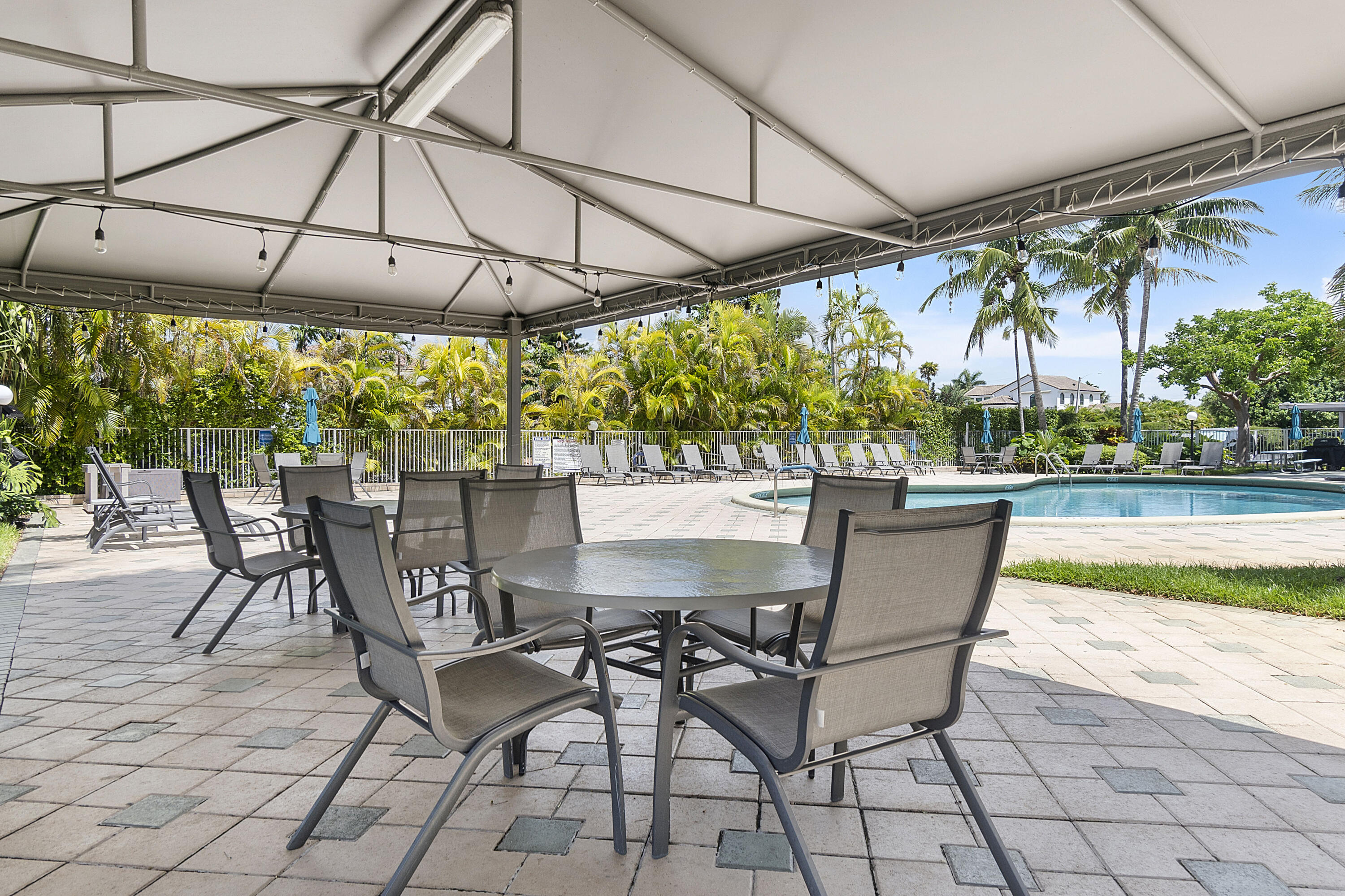 2851 S Ocean Boulevard 3a