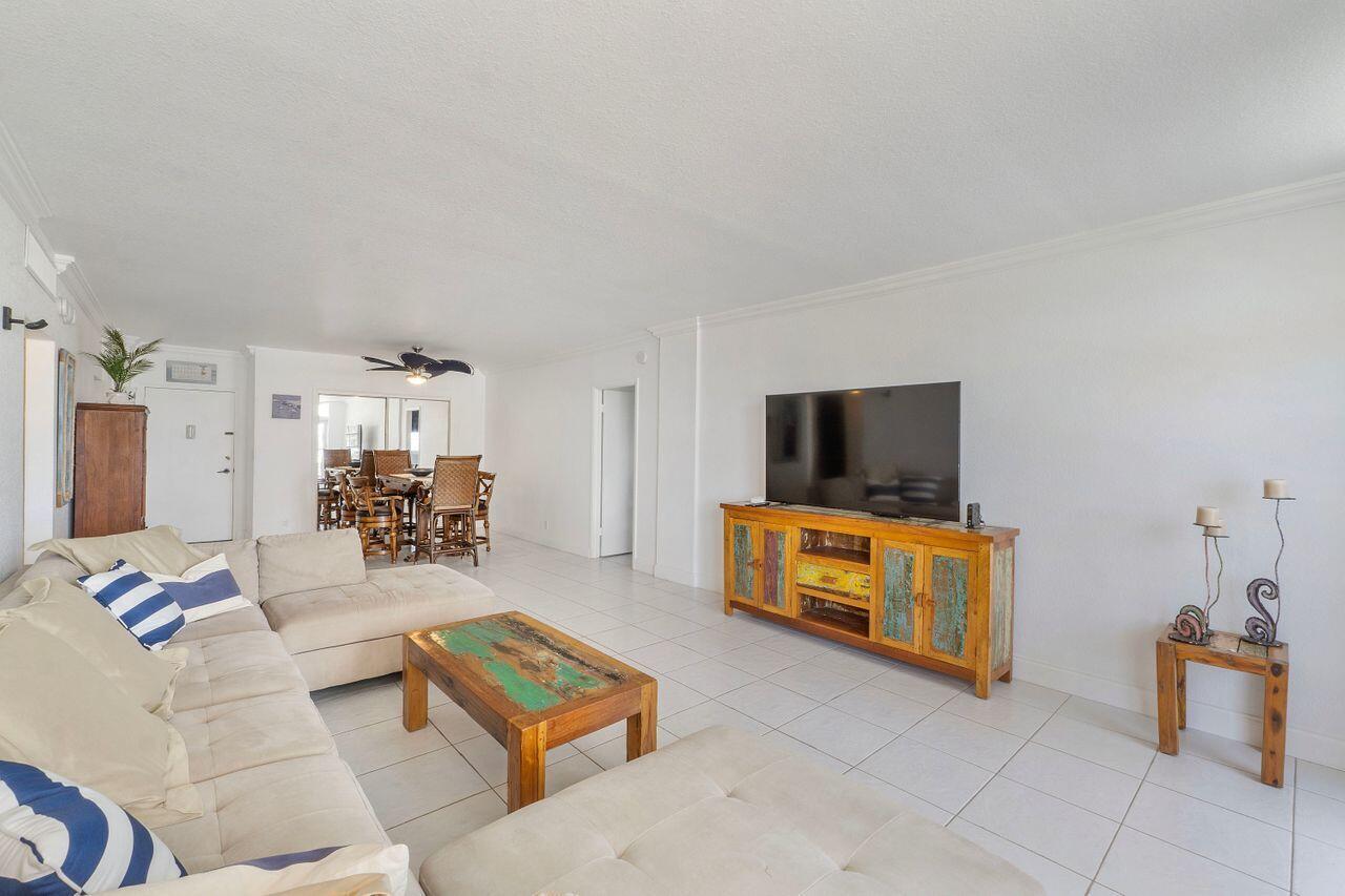 2851 S Ocean Boulevard 3a