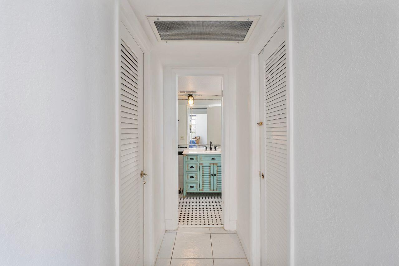 2851 S Ocean Boulevard 3a