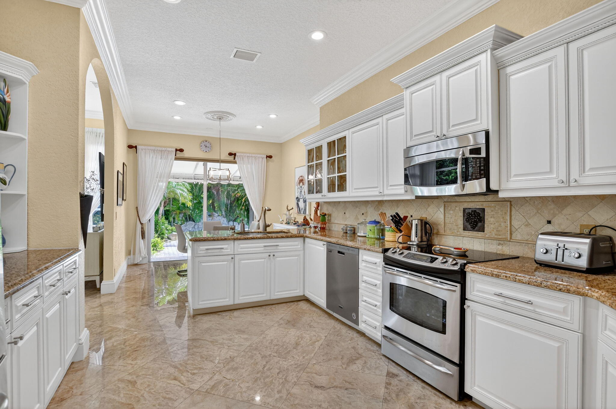 5796 NW 24th Terrace