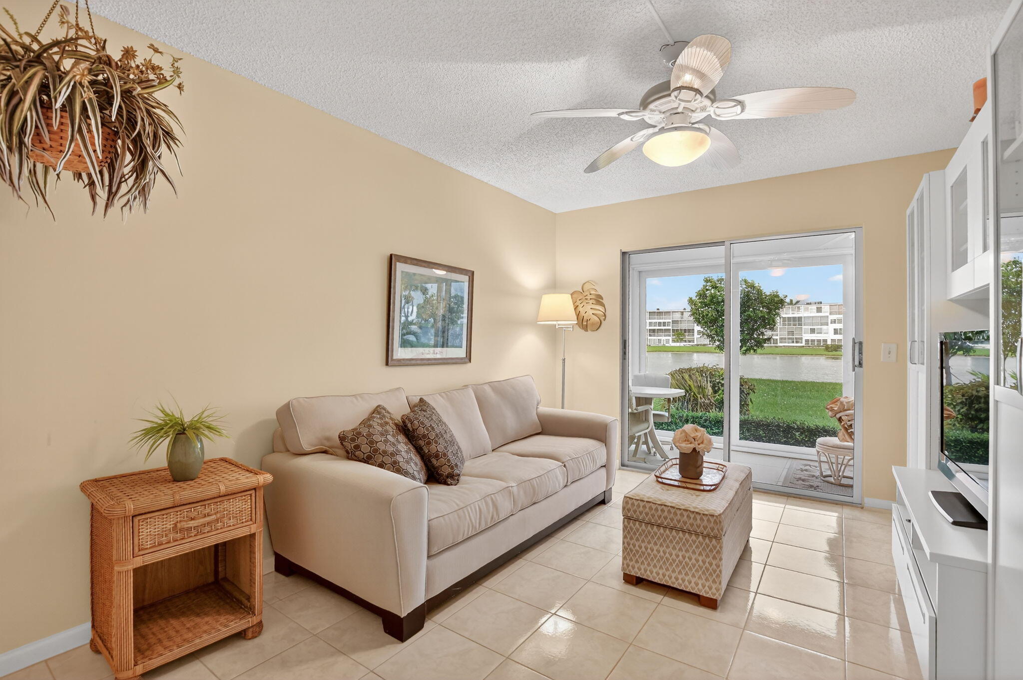 1049 Wolverton C