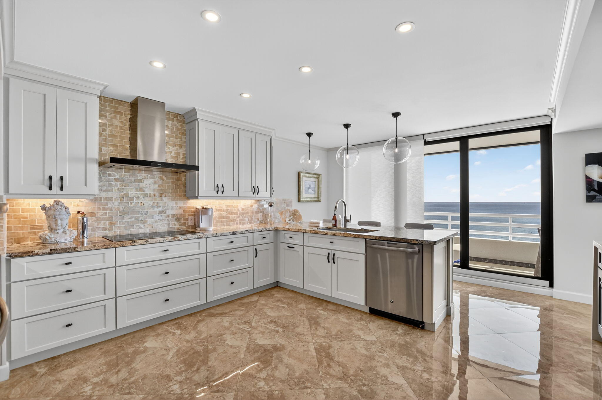 1500 S Ocean Boulevard 704