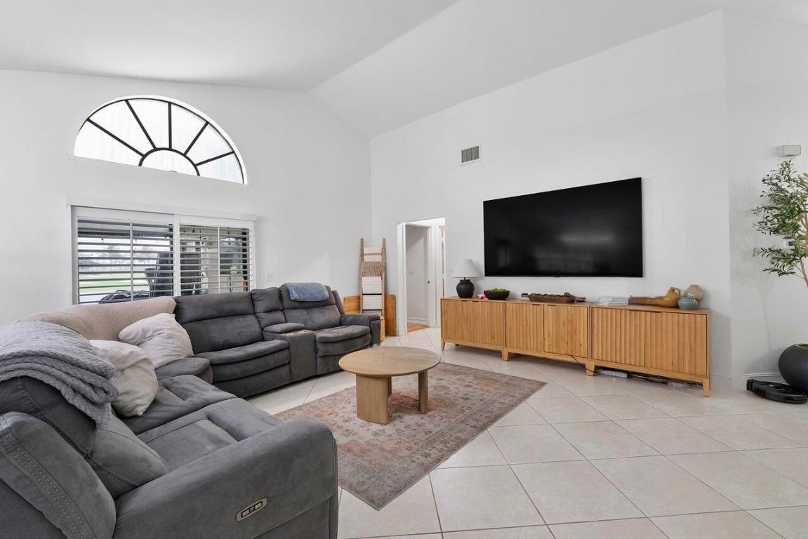 6852 Bitterbush Place