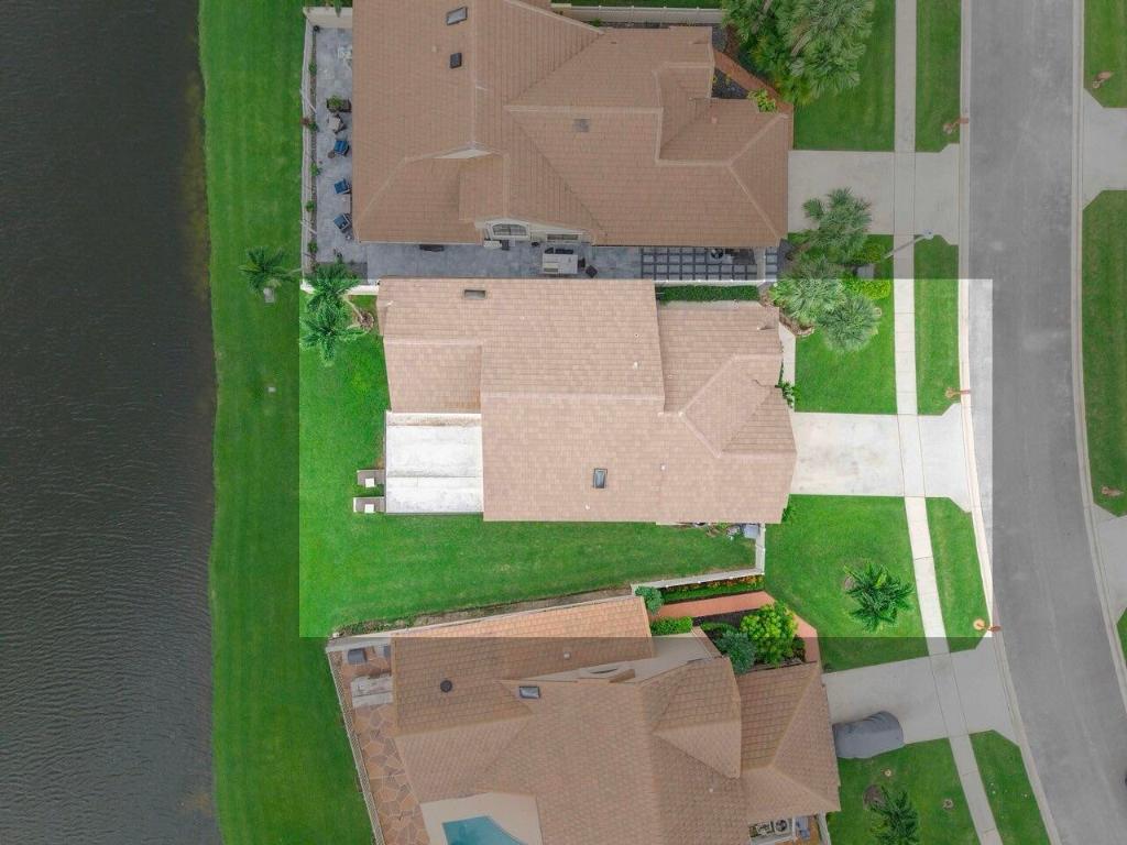 6852 Bitterbush Place