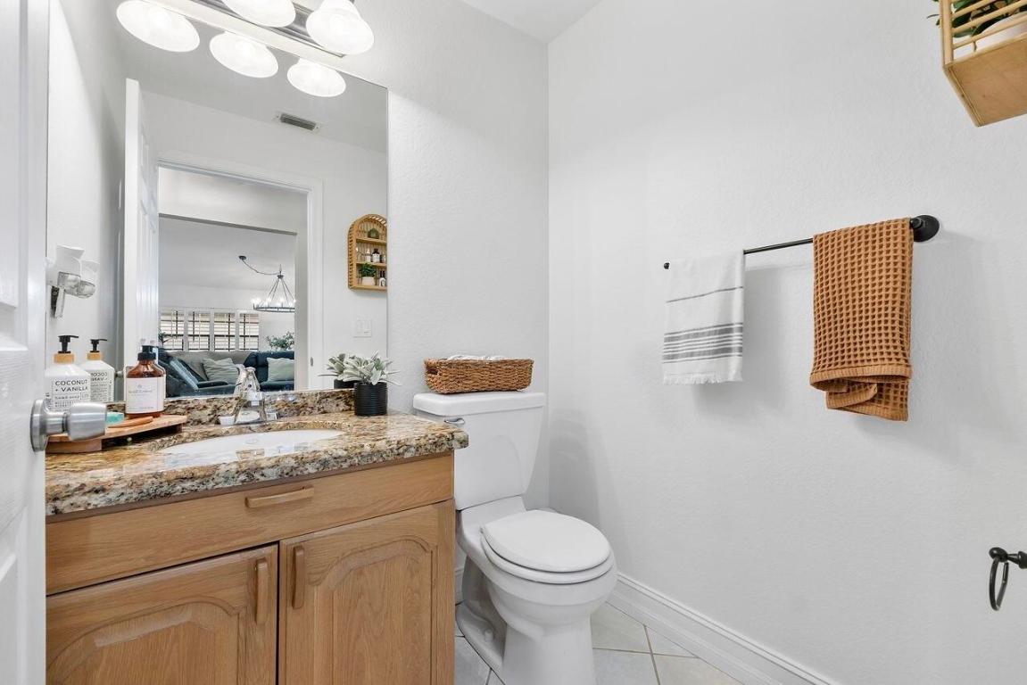 6852 Bitterbush Place