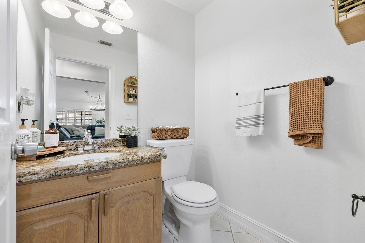 6852 Bitterbush Place